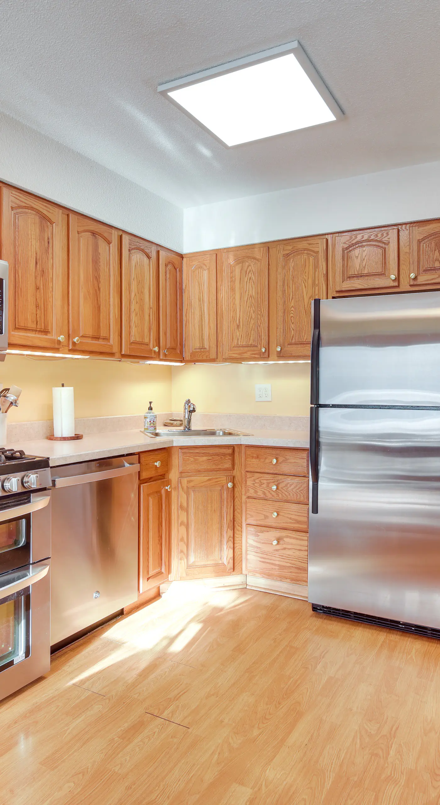 1 Mi to Sugarbush Resort: Dog-Friendly Home!