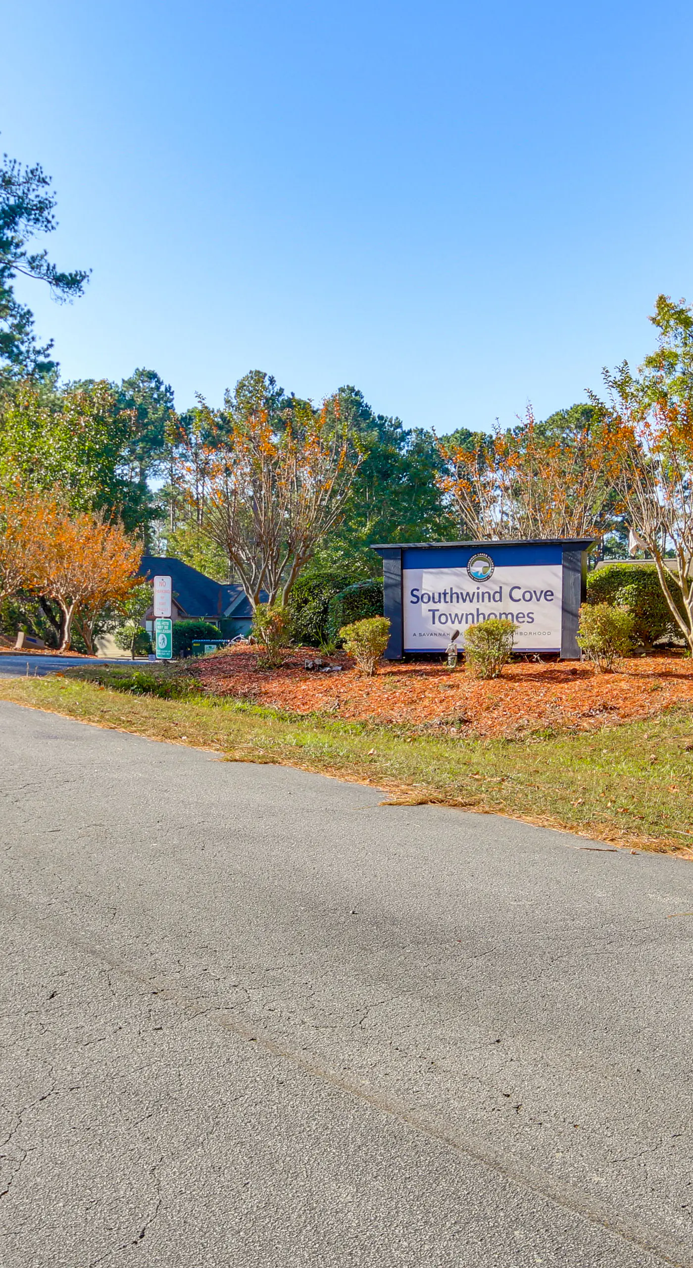 Modern McCormick Townhome on Lake Thurmond!