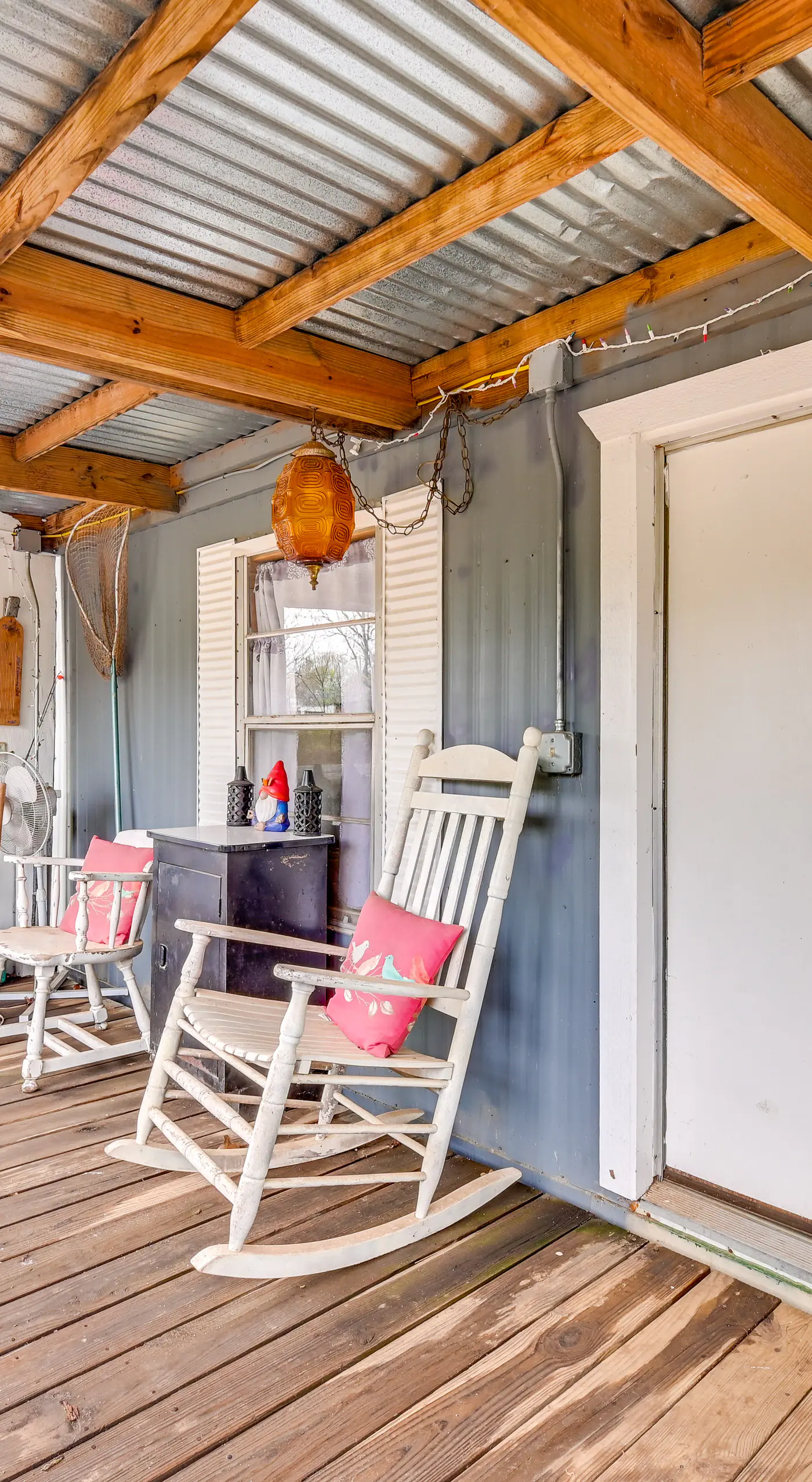Fenced Yard: Quaint Cabin Near Lake Texoma!