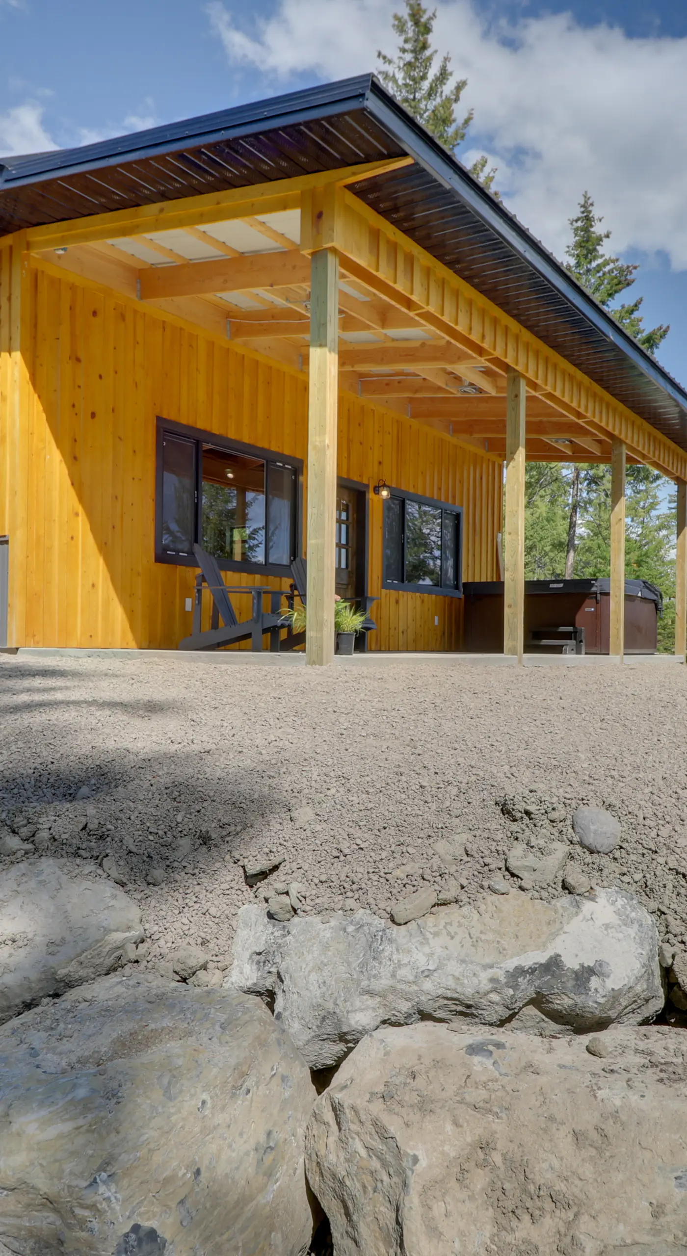 Lakeside Cabin w/ Hot Tub: 3 Mi to Flathead Lake!
