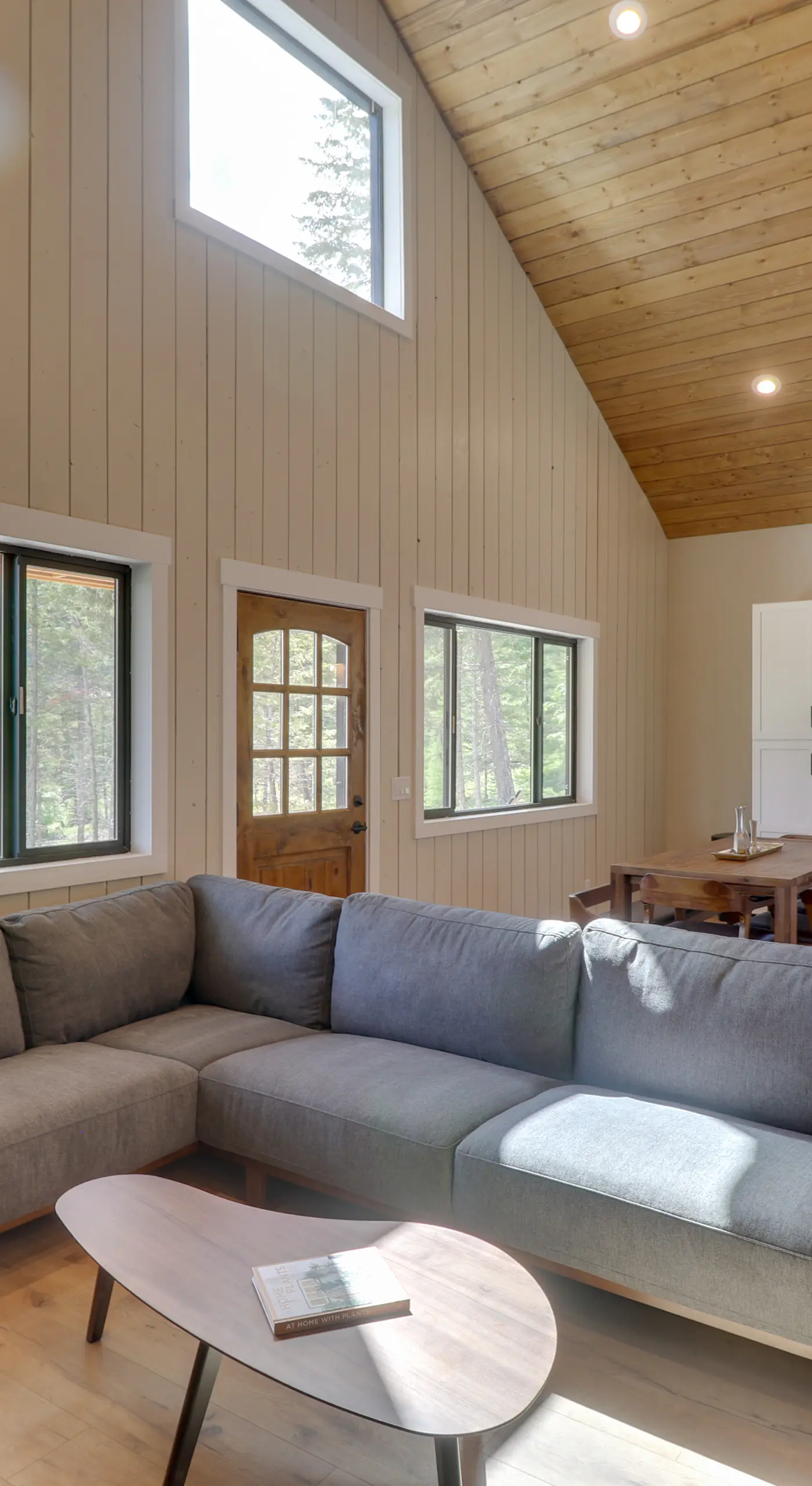 Lakeside Cabin w/ Hot Tub: 3 Mi to Flathead Lake!