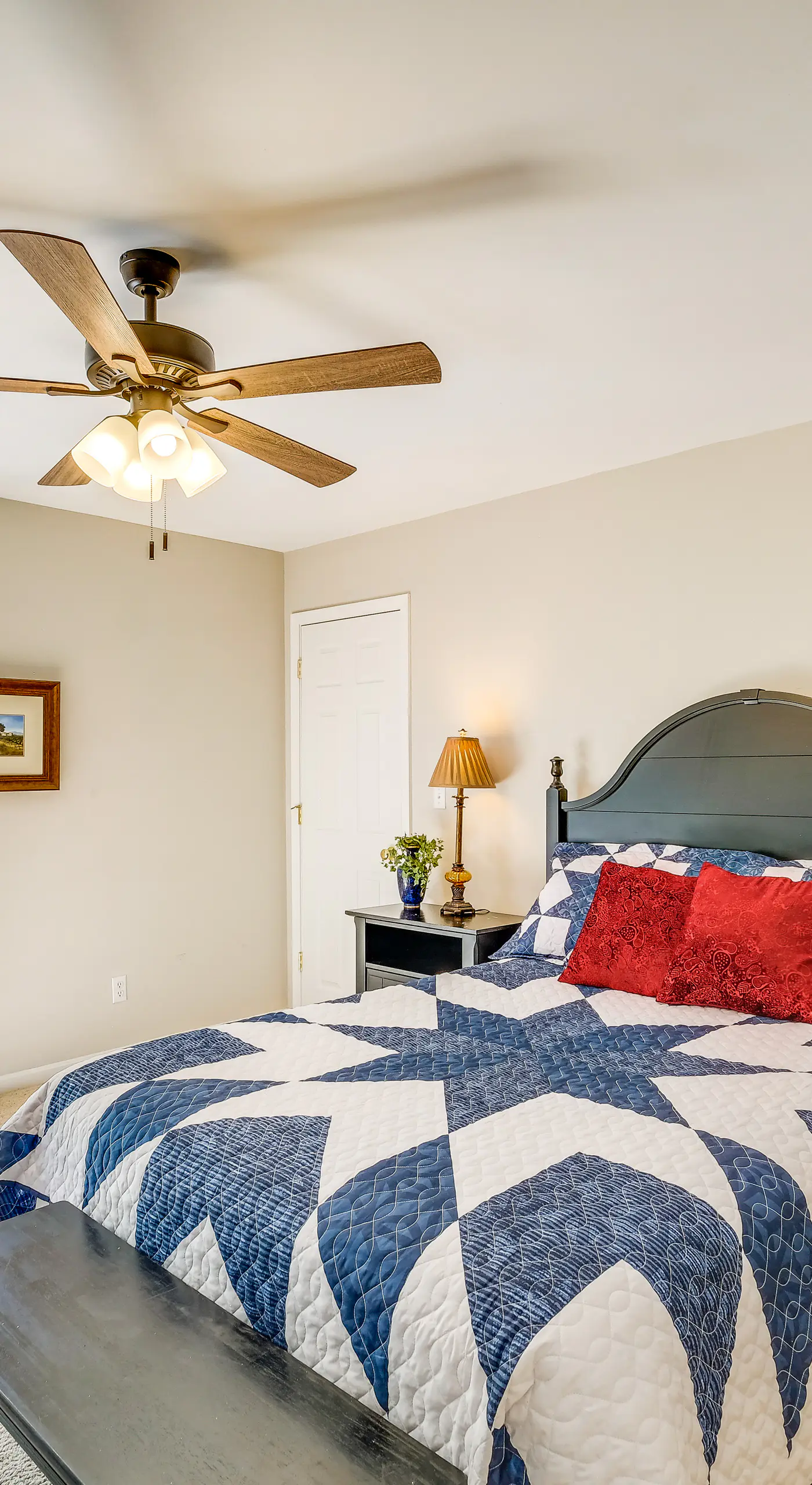 Taylorsville Lake Cottage Rental w/ Hot Tub!