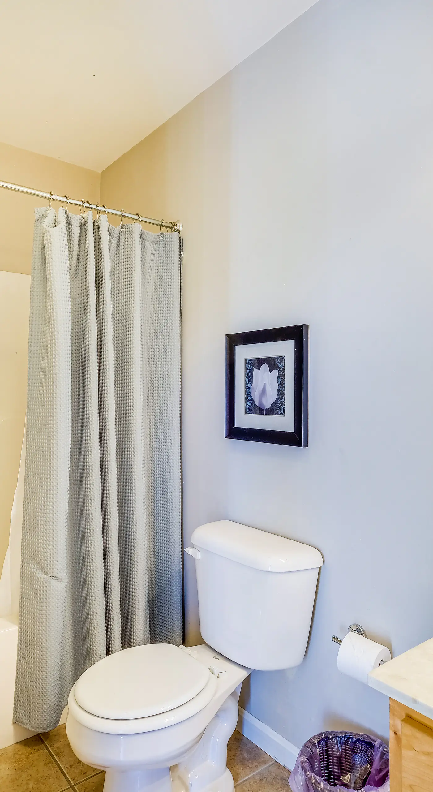 Taylorsville Lake Cottage Rental w/ Hot Tub!