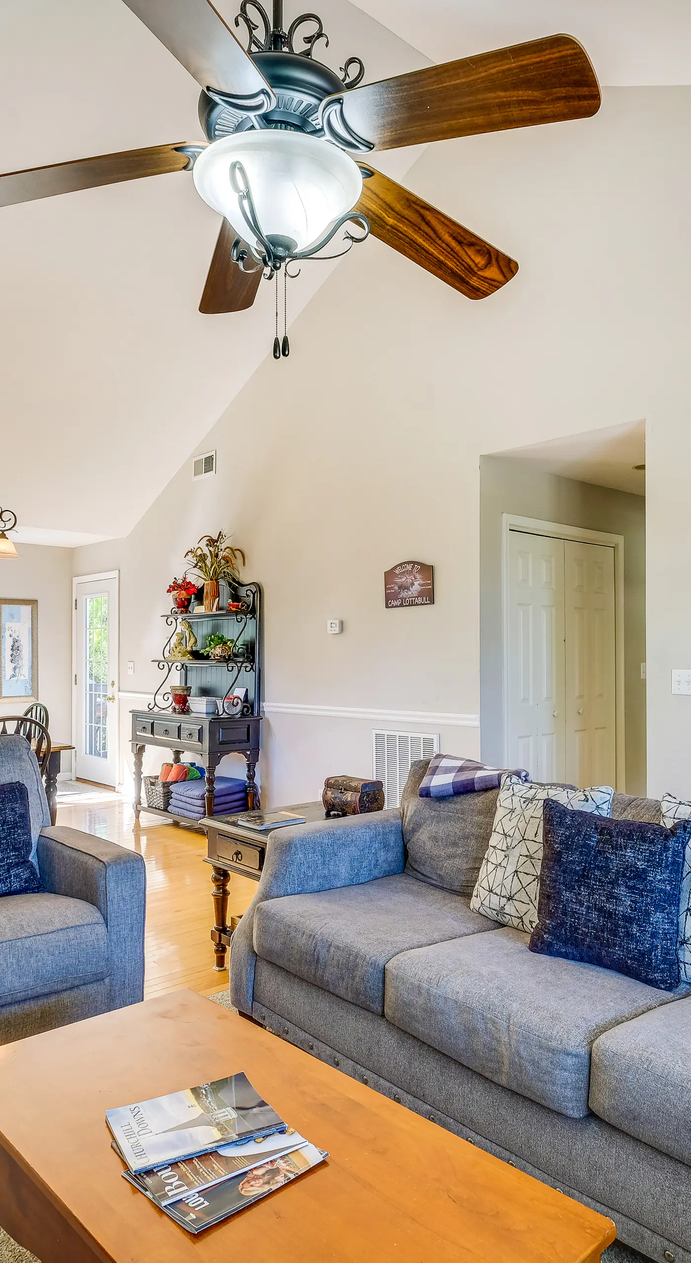 Taylorsville Lake Cottage Rental w/ Hot Tub!