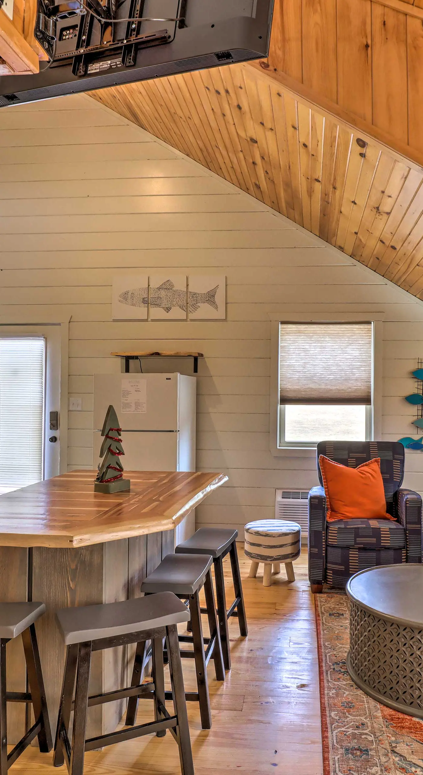 Pet-Friendly Studio w/ Loft & Mountain Views!