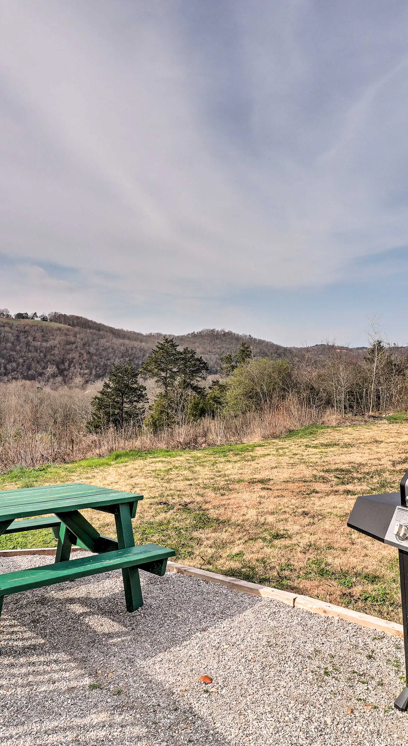 Pet-Friendly Studio w/ Loft & Mountain Views!