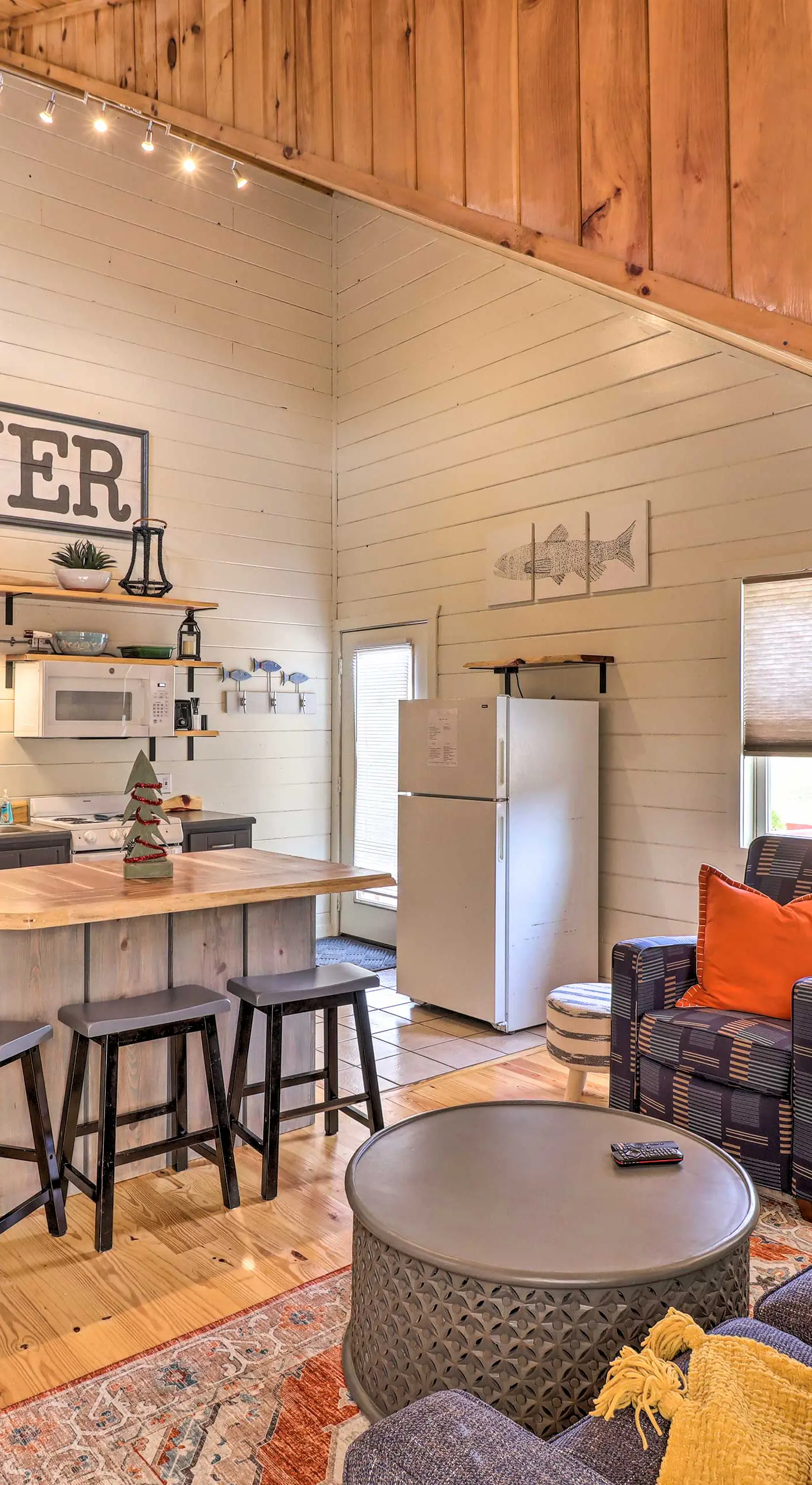 Pet-Friendly Studio w/ Loft & Mountain Views!