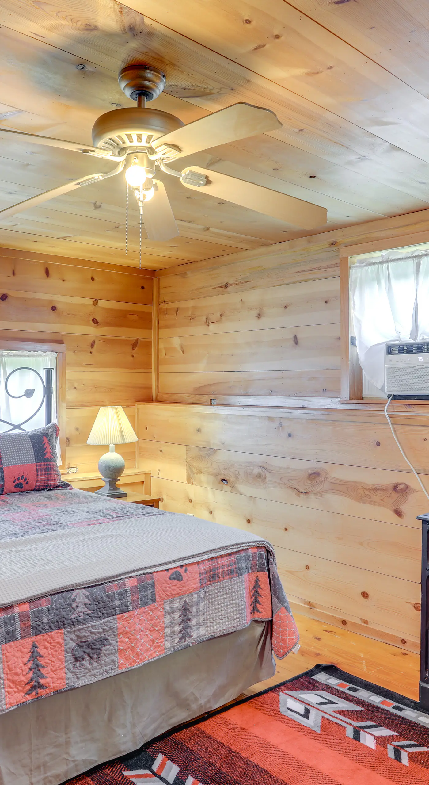 Mountain-View Cabin on Farm: 3 Mi to Town & Shops