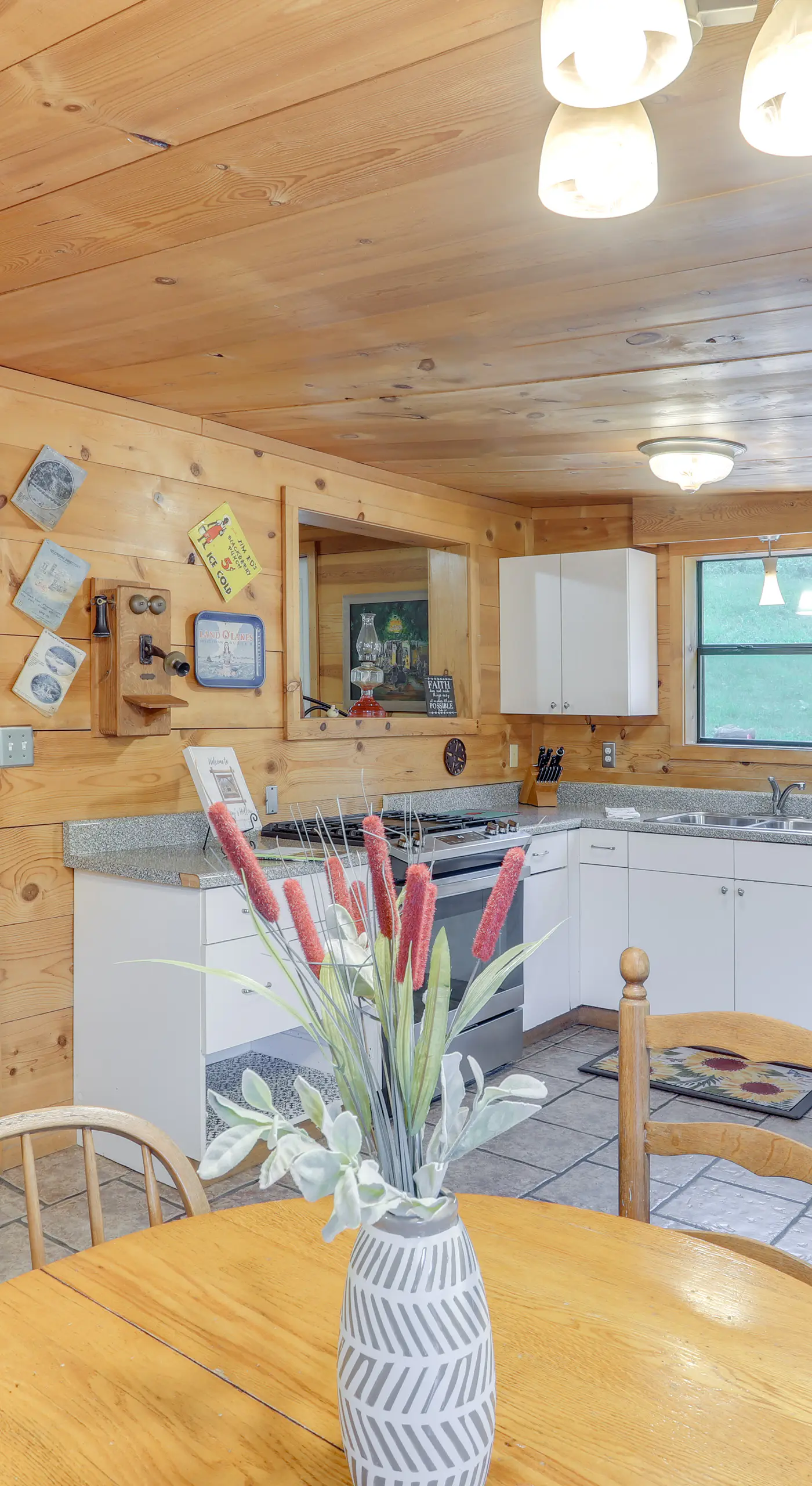 Mountain-View Cabin on Farm: 3 Mi to Town & Shops