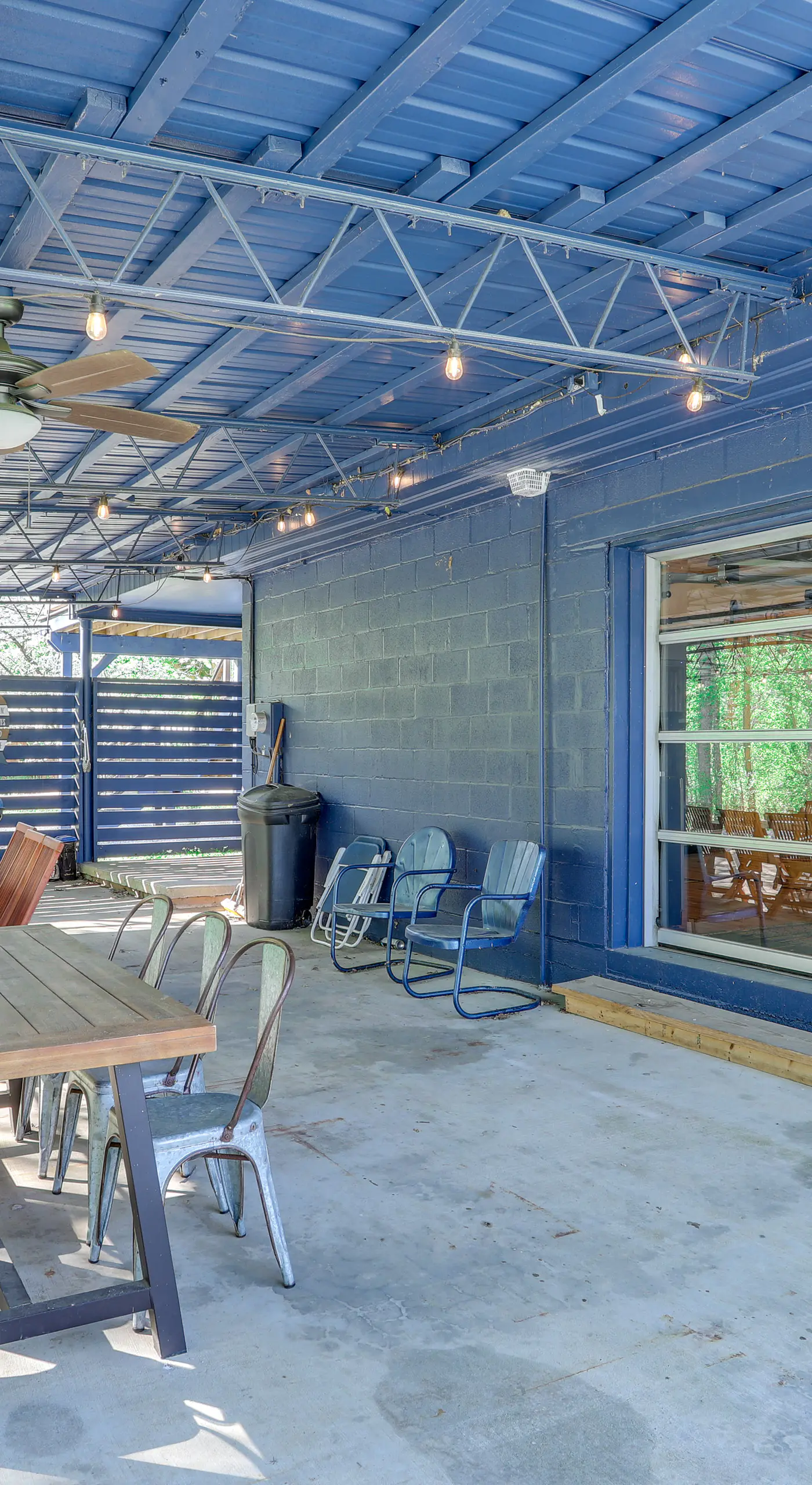 8 Mi to Ozark Folk Center: Home w/ Hot Tub & Deck