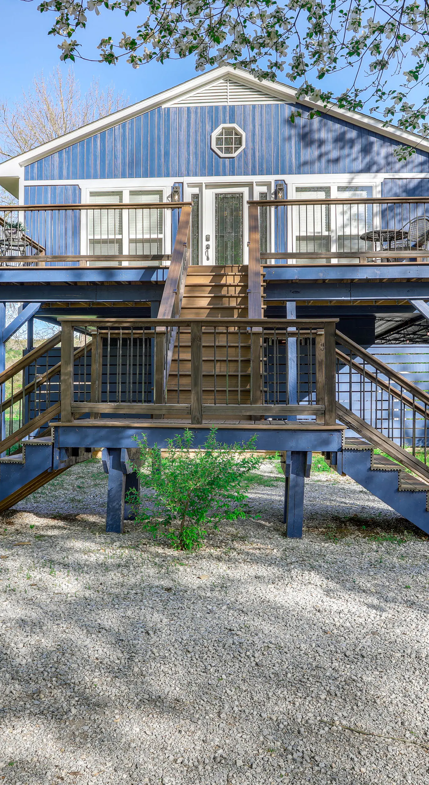 8 Mi to Ozark Folk Center: Home w/ Hot Tub & Deck