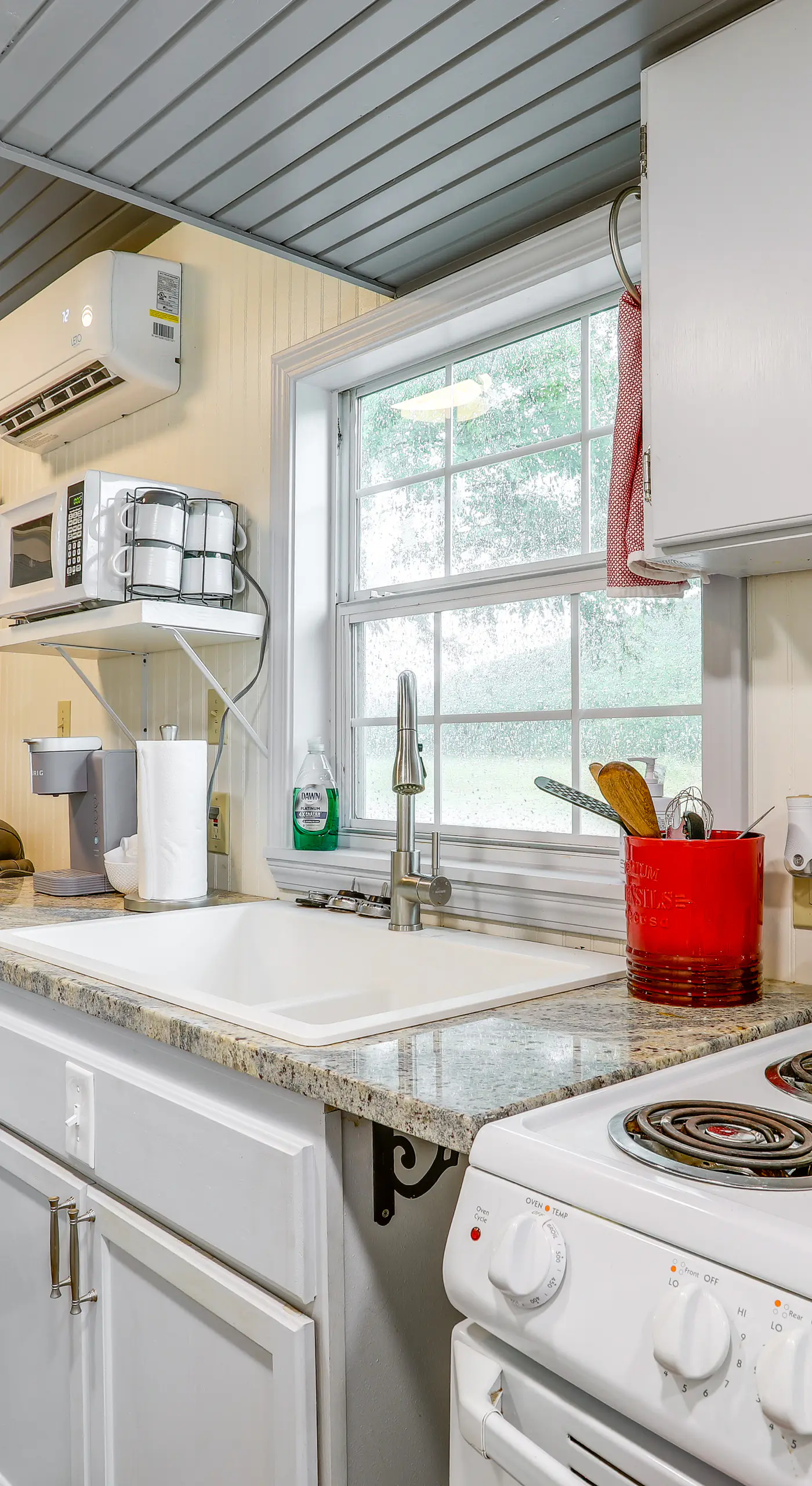 Swim On-Site: Riverfront Studio in Mountain View!