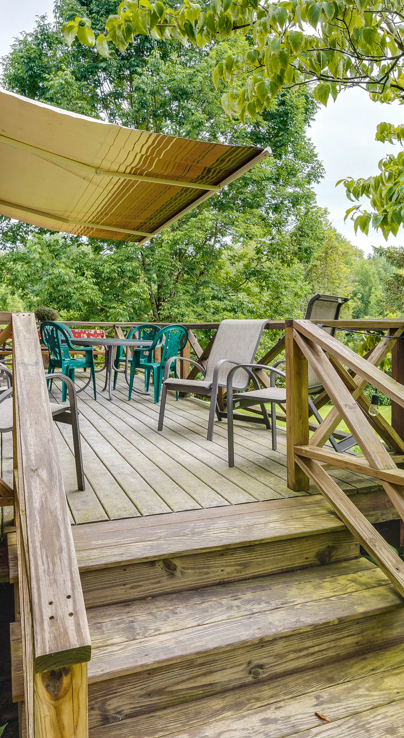 Pet-Friendly Jamestown Cabin w/ Fire Pit and Deck!