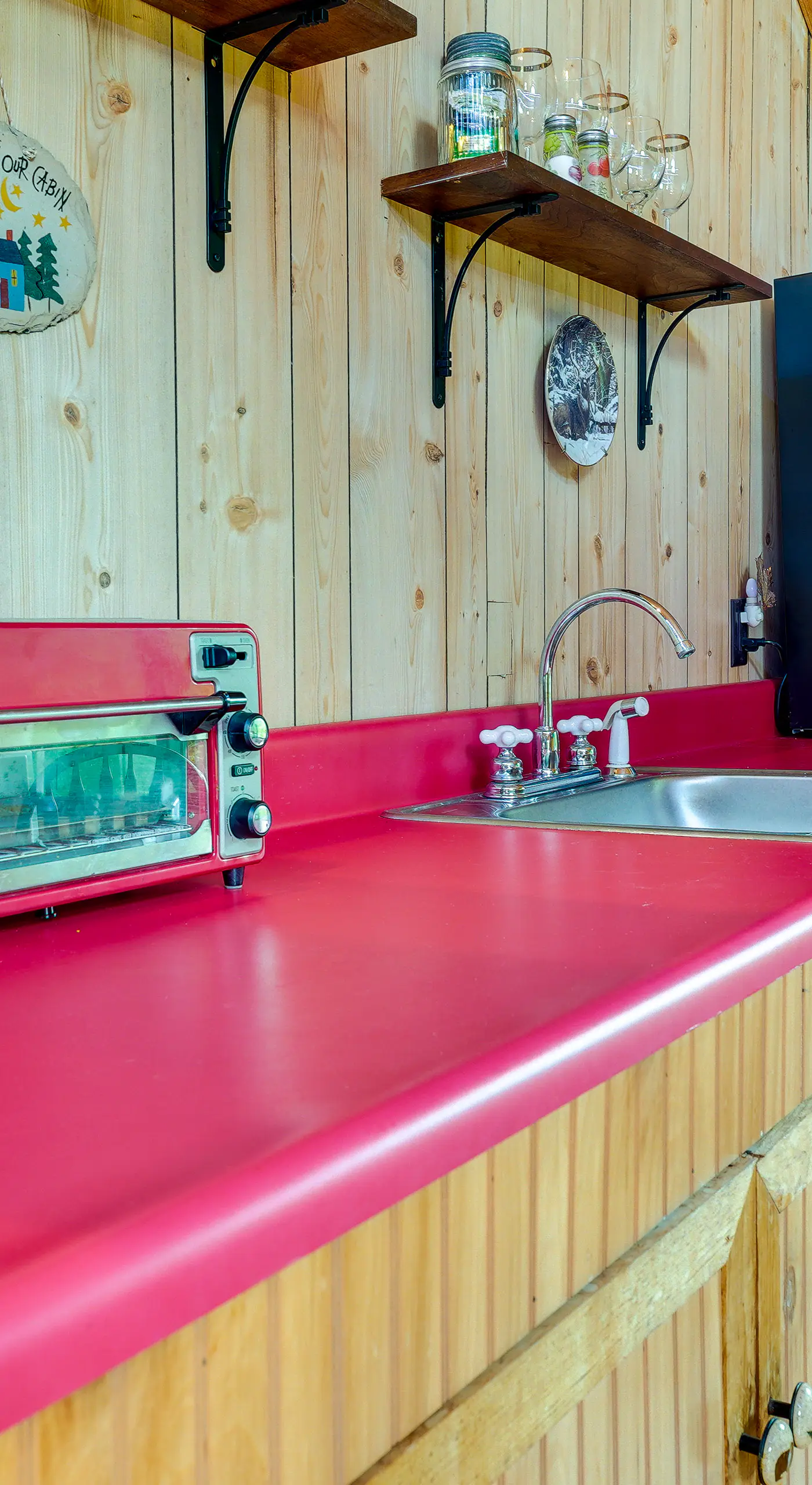 Pet-Friendly Jamestown Cabin w/ Fire Pit and Deck!