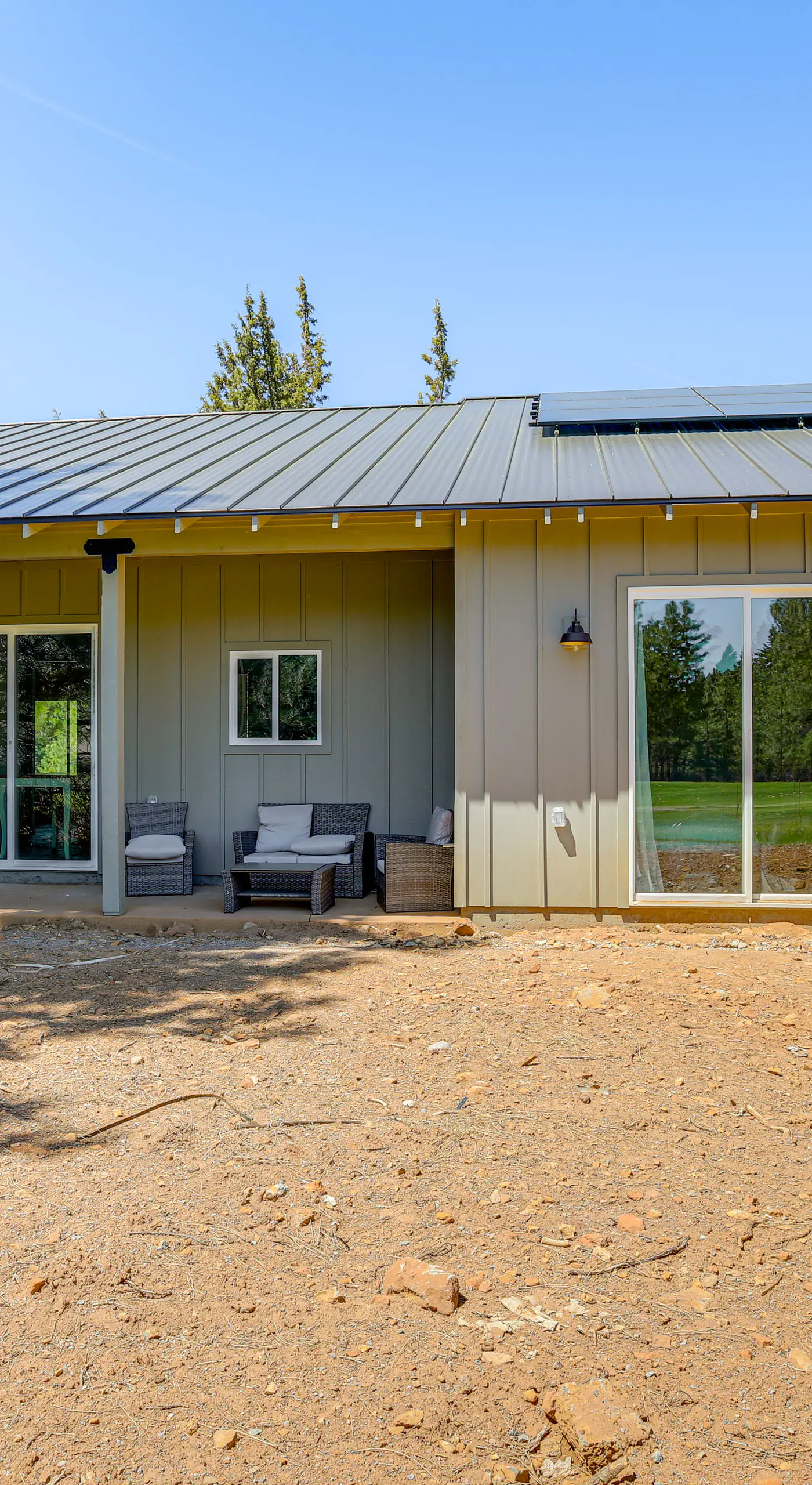 2 Mi to Lake Almanor: Home w/ Golf Course Views!