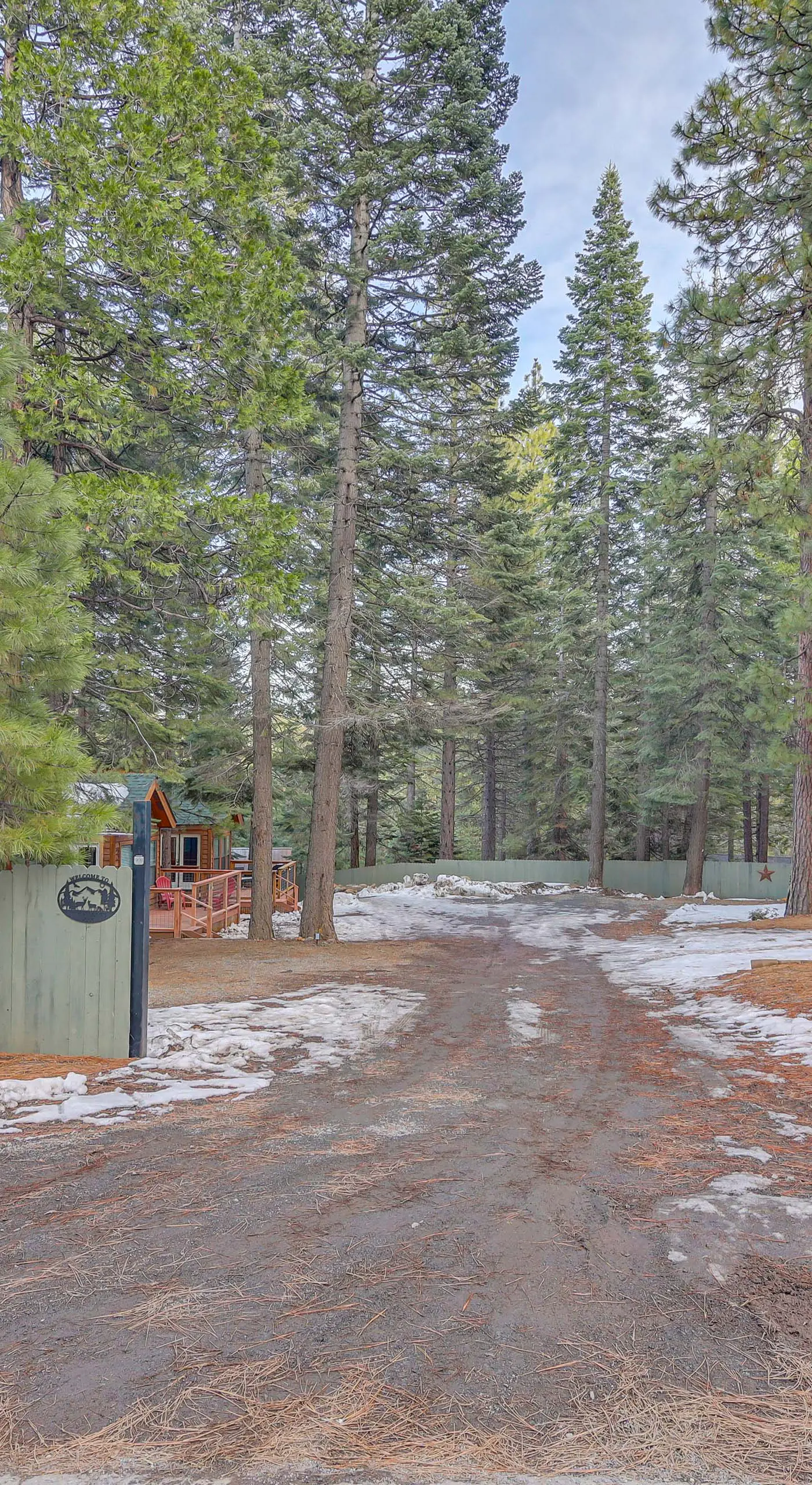 Cozy & Restful Cabin, Steps to Lake Almanor