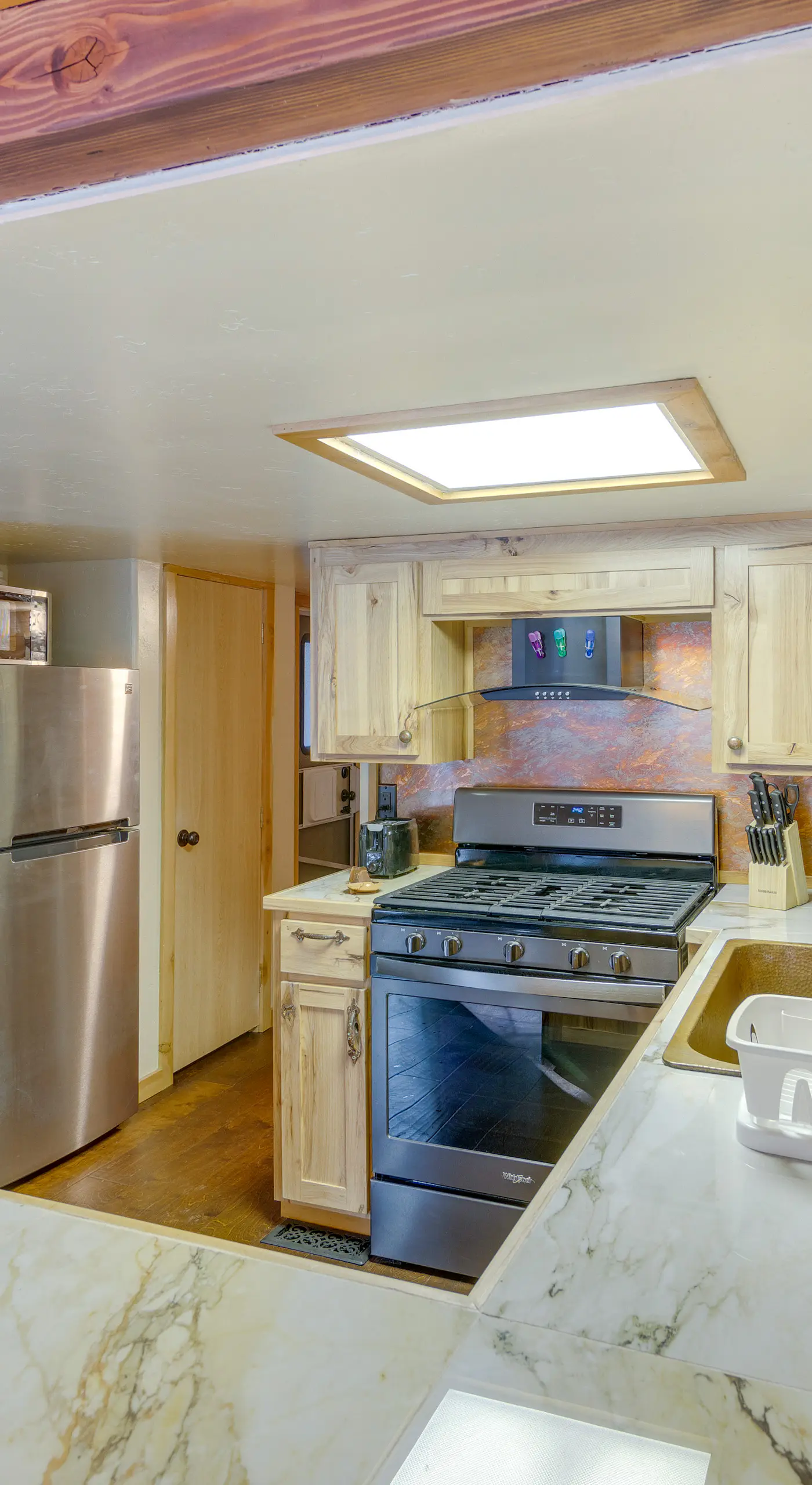 Cozy & Restful Cabin, Steps to Lake Almanor