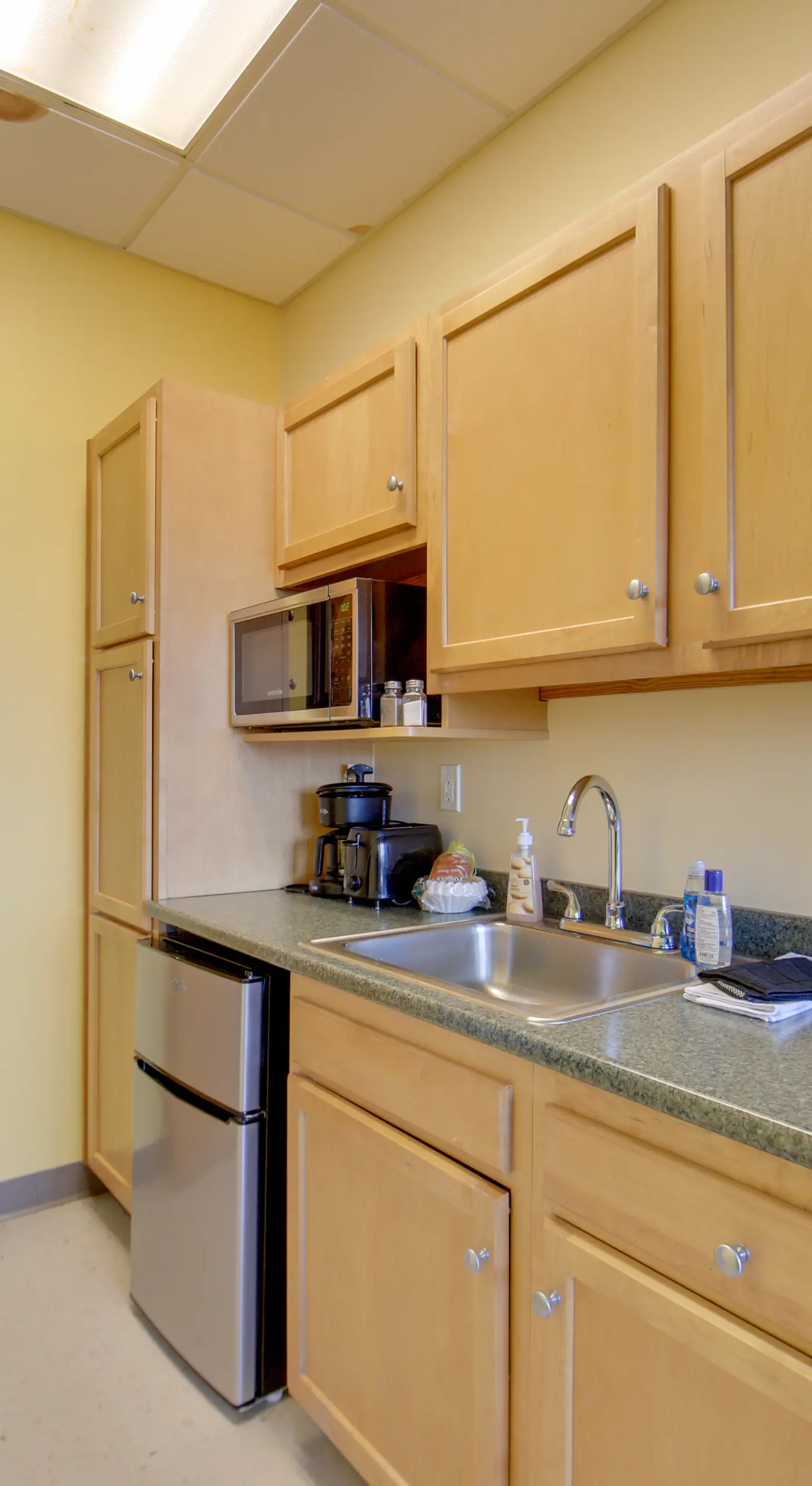 Day Trip to Pittsburgh: Comfy New Kensington Apt!