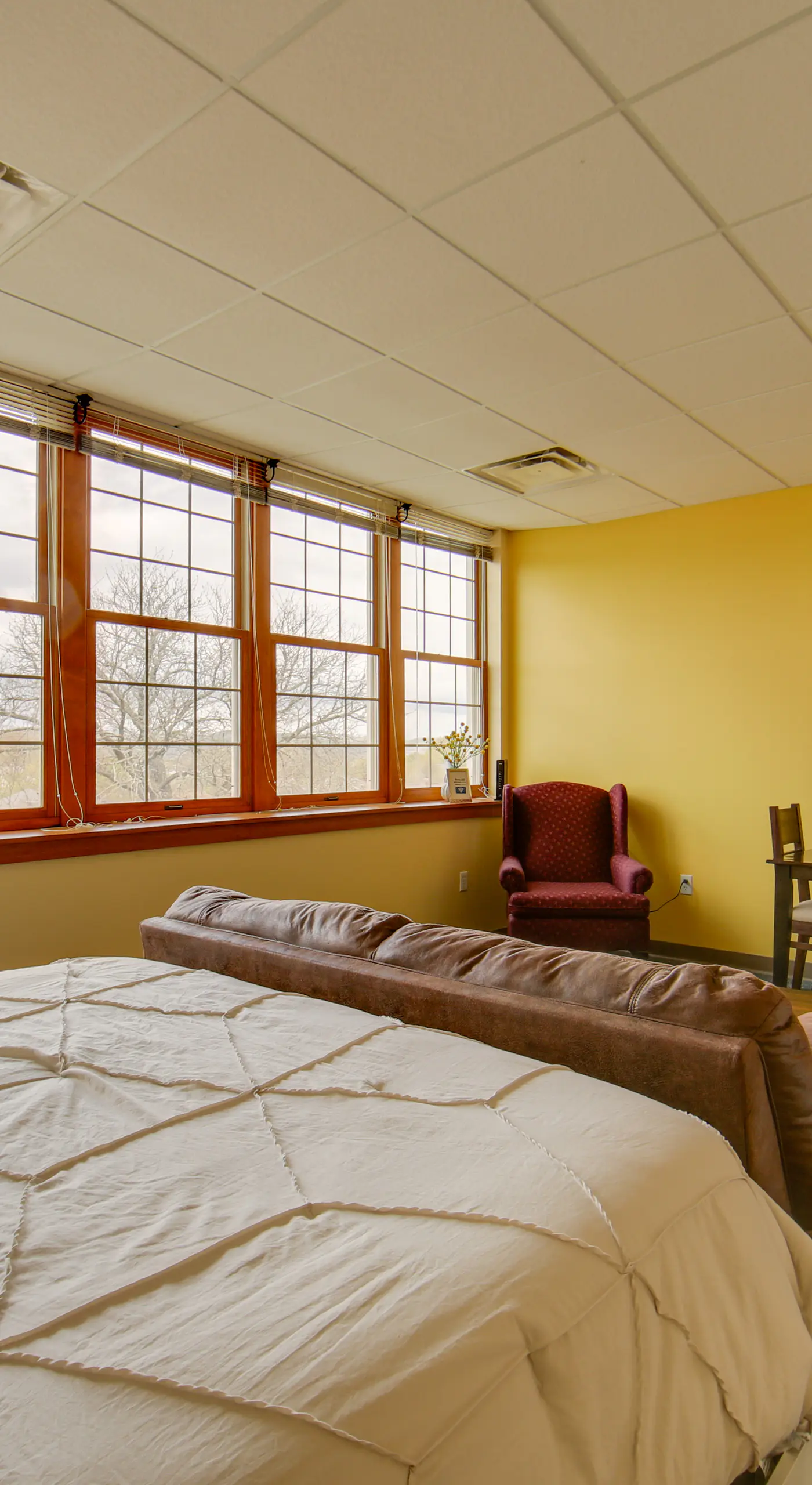 Day Trip to Pittsburgh: Comfy New Kensington Apt!