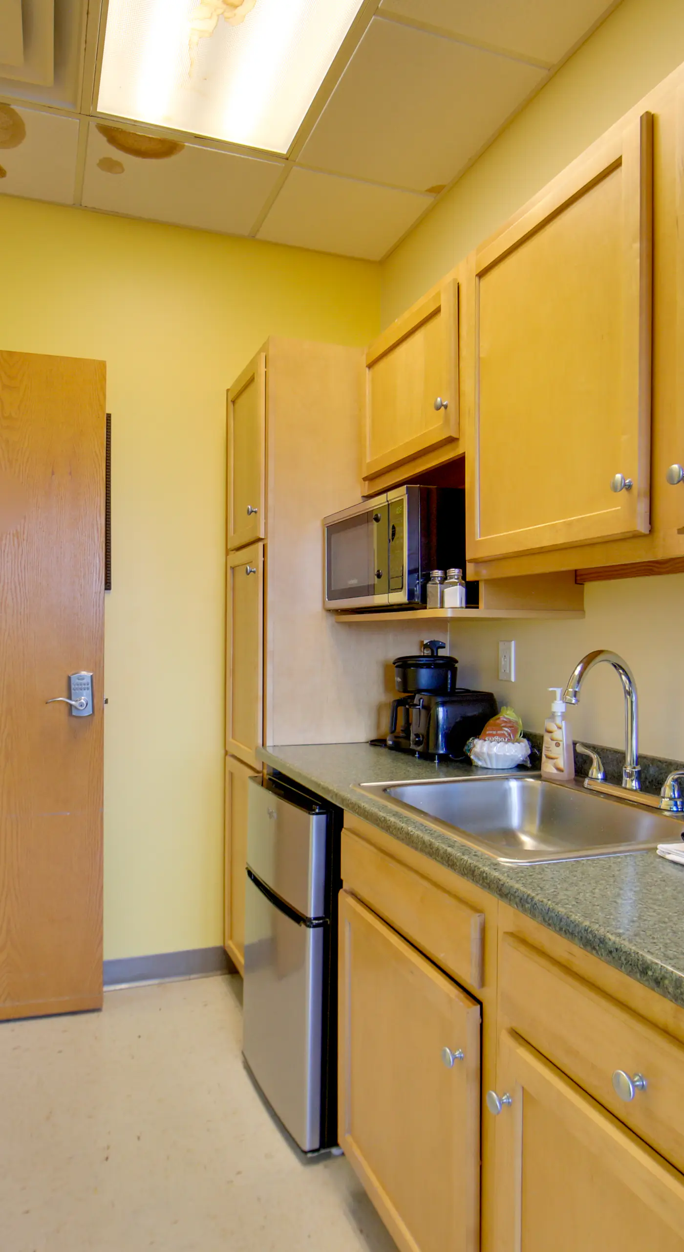 Day Trip to Pittsburgh: Comfy New Kensington Apt!