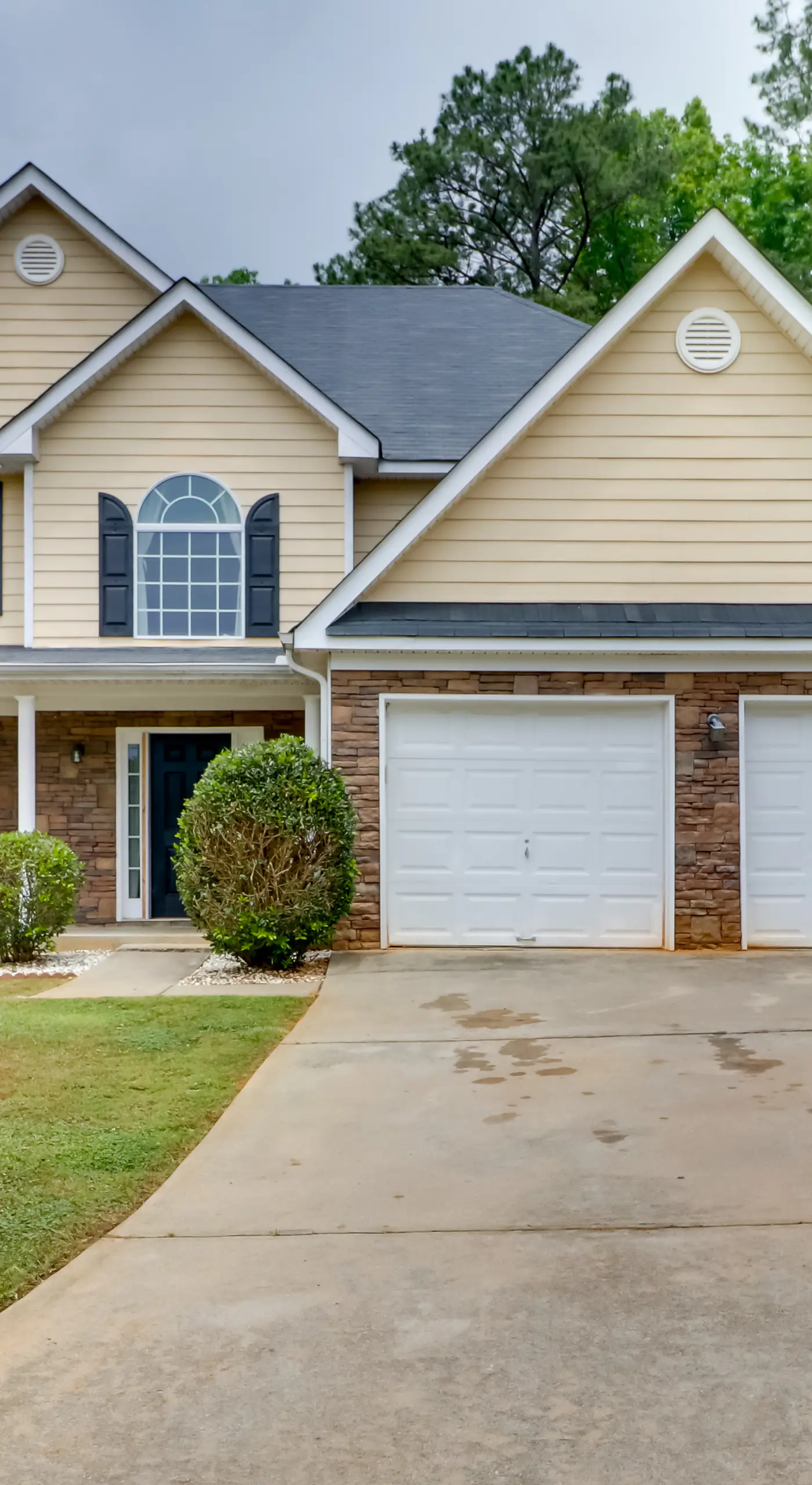 Suburban Atlanta Vacation Home - 20 Mi to Downtown