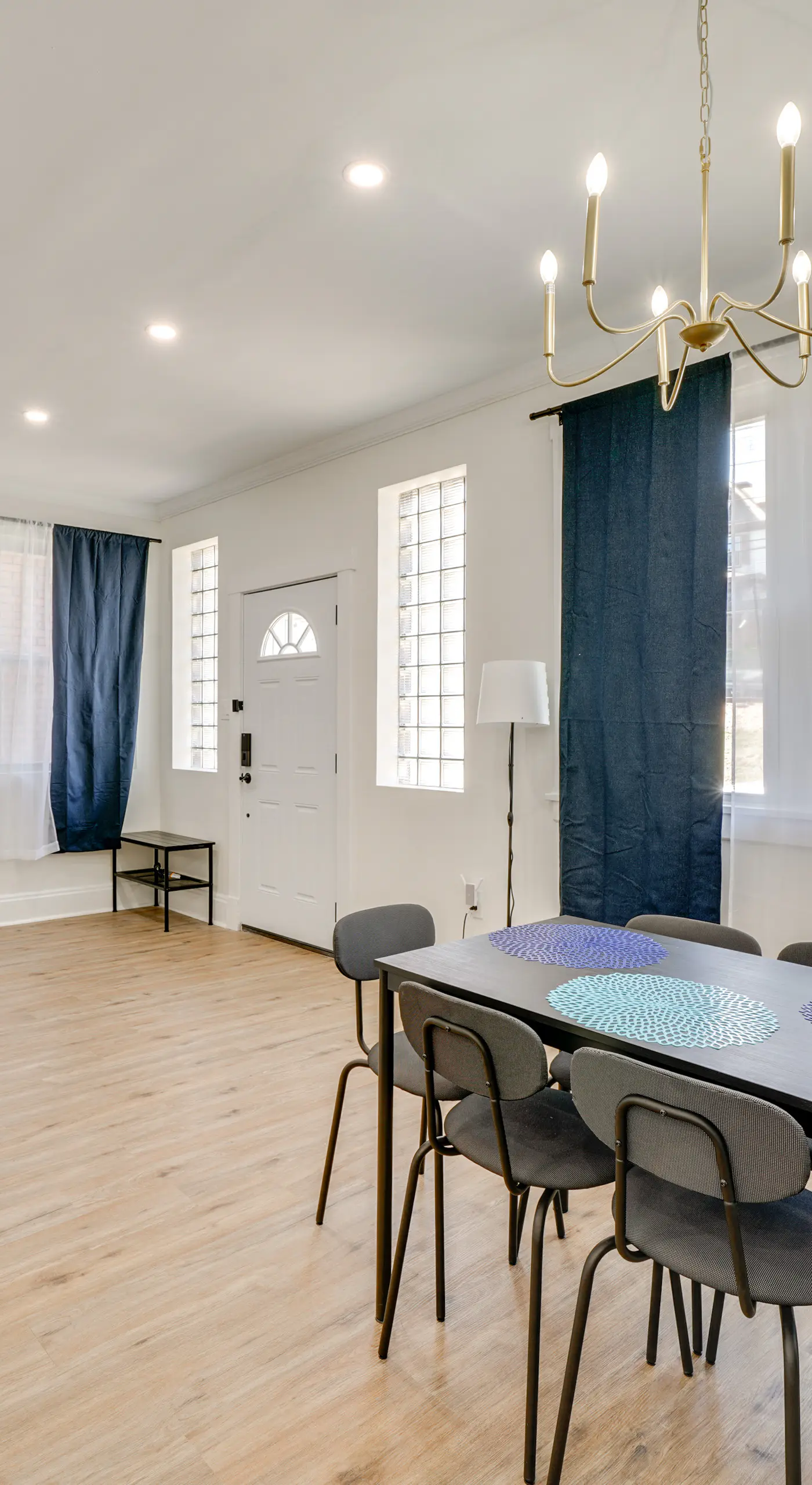 4 Mi to Dtwn: Pet-Friendly Home in Pittsburgh