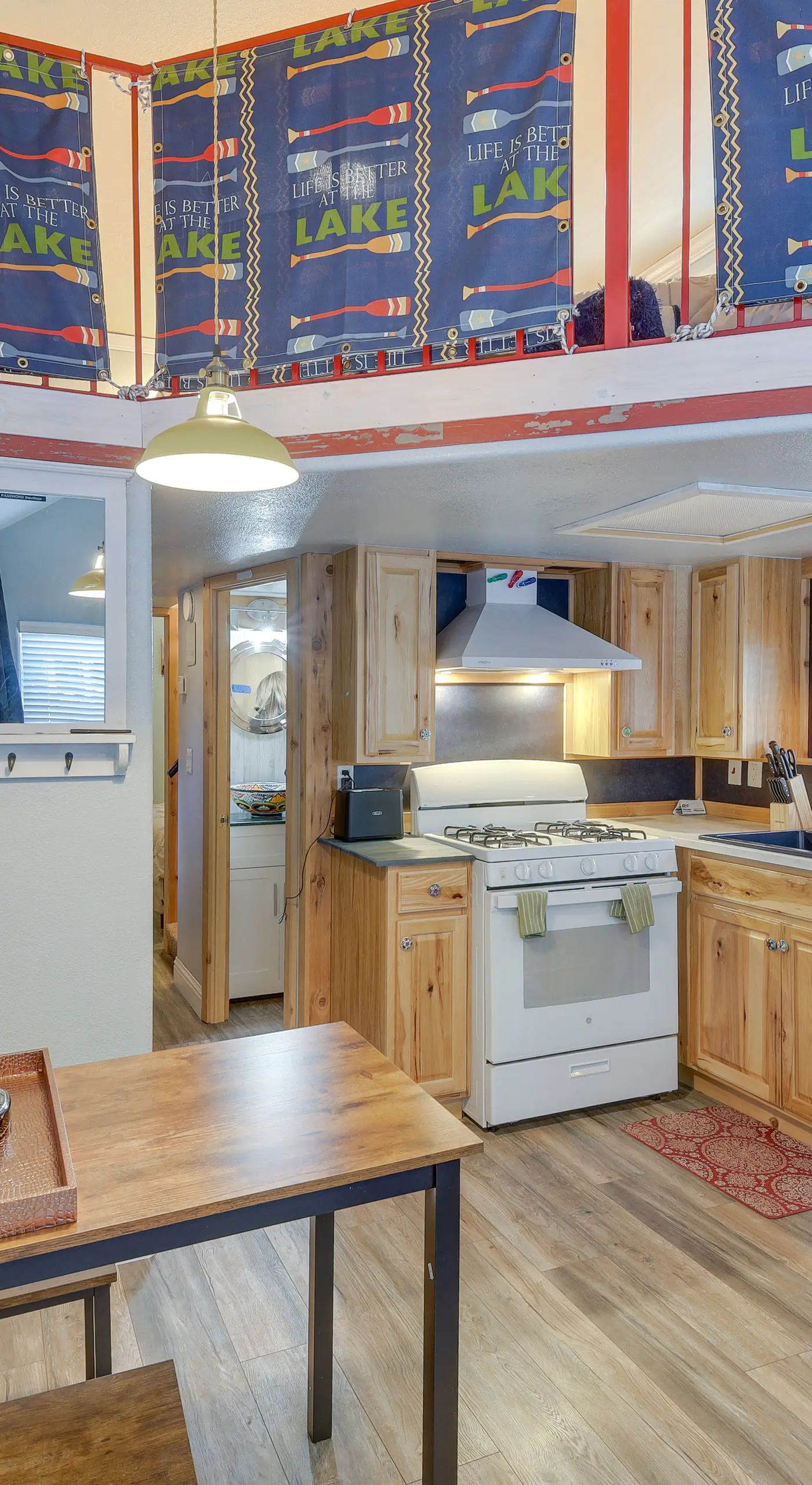 Cozy Lake Almanor Cabin, Outdoor Adventures Galore
