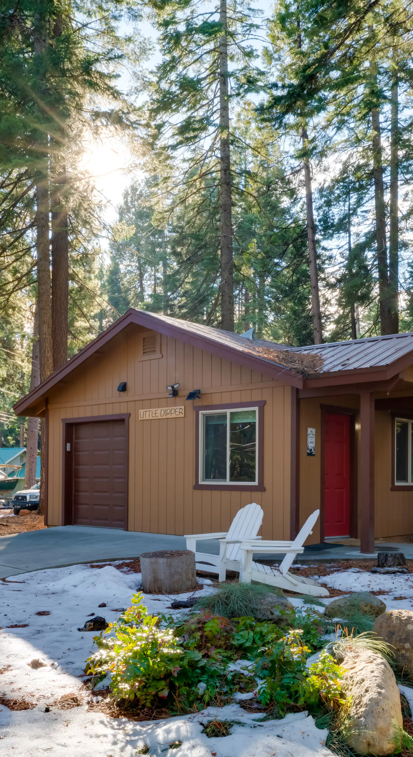 Gateway to Lassen Volcanic! Cozy Woodland Studio
