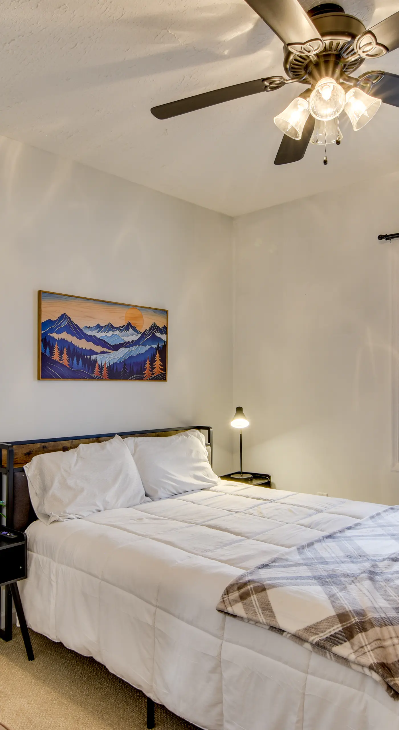 1 Mi to Slopes! Family-Friendly Massanutten Cabin