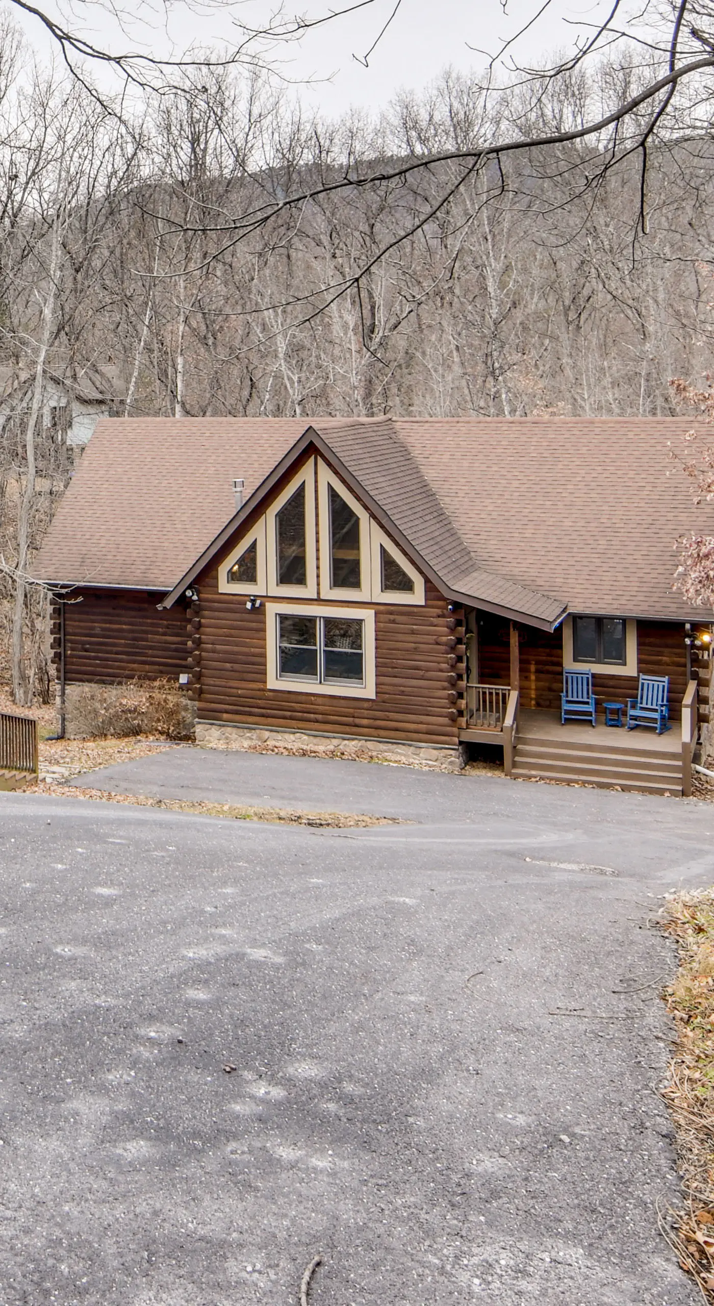 1 Mi to Slopes! Family-Friendly Massanutten Cabin