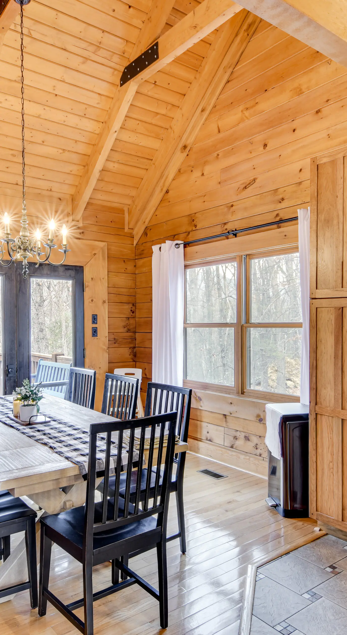 1 Mi to Slopes! Family-Friendly Massanutten Cabin