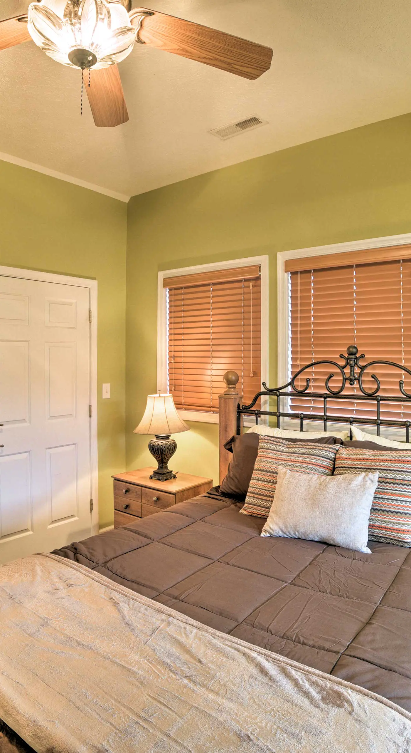 Family-Friendly Massanutten Home w/ Slope Views!