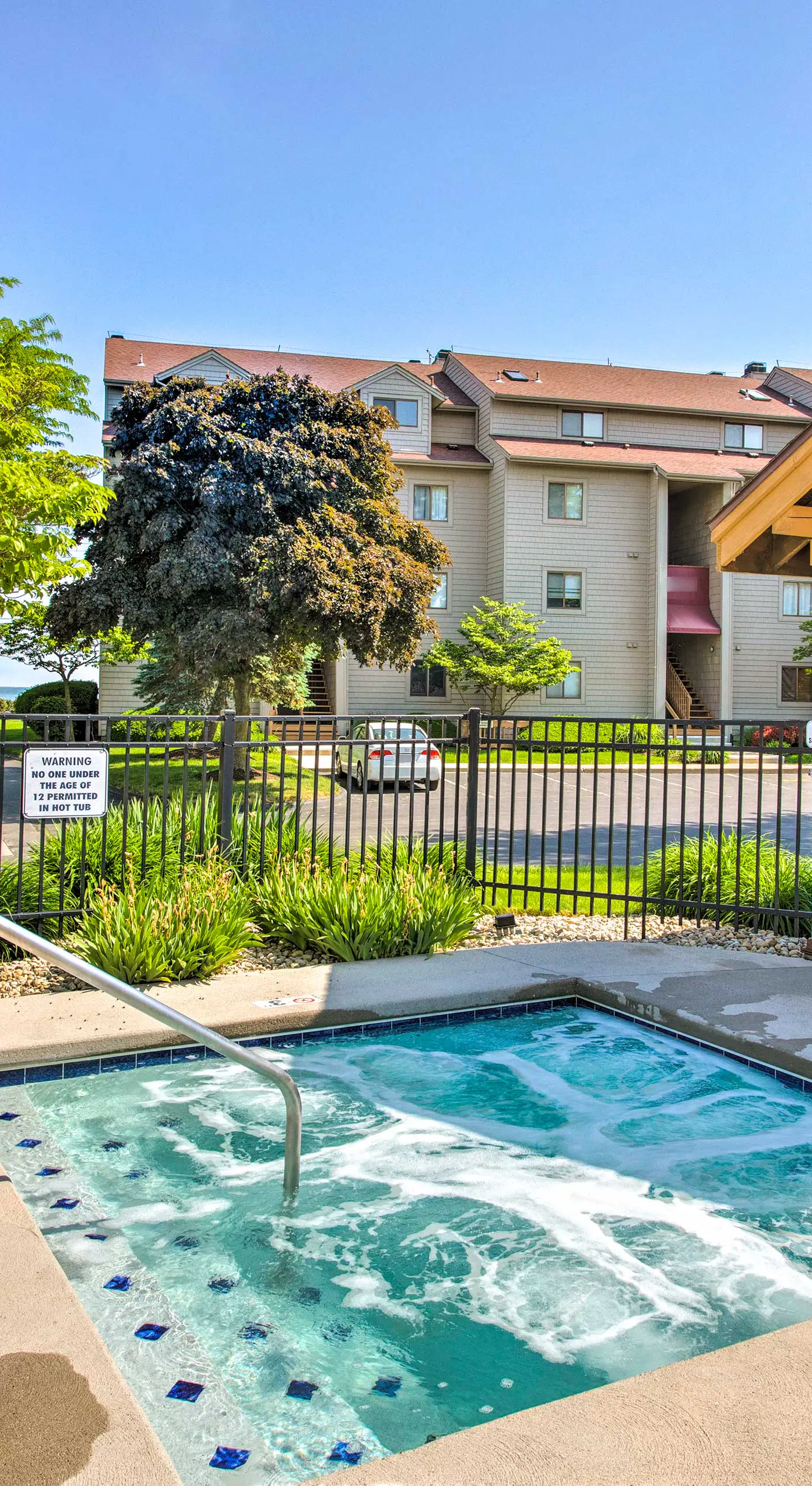 Lakefront Port Clinton Condo w/ Boat Dock & Slip!