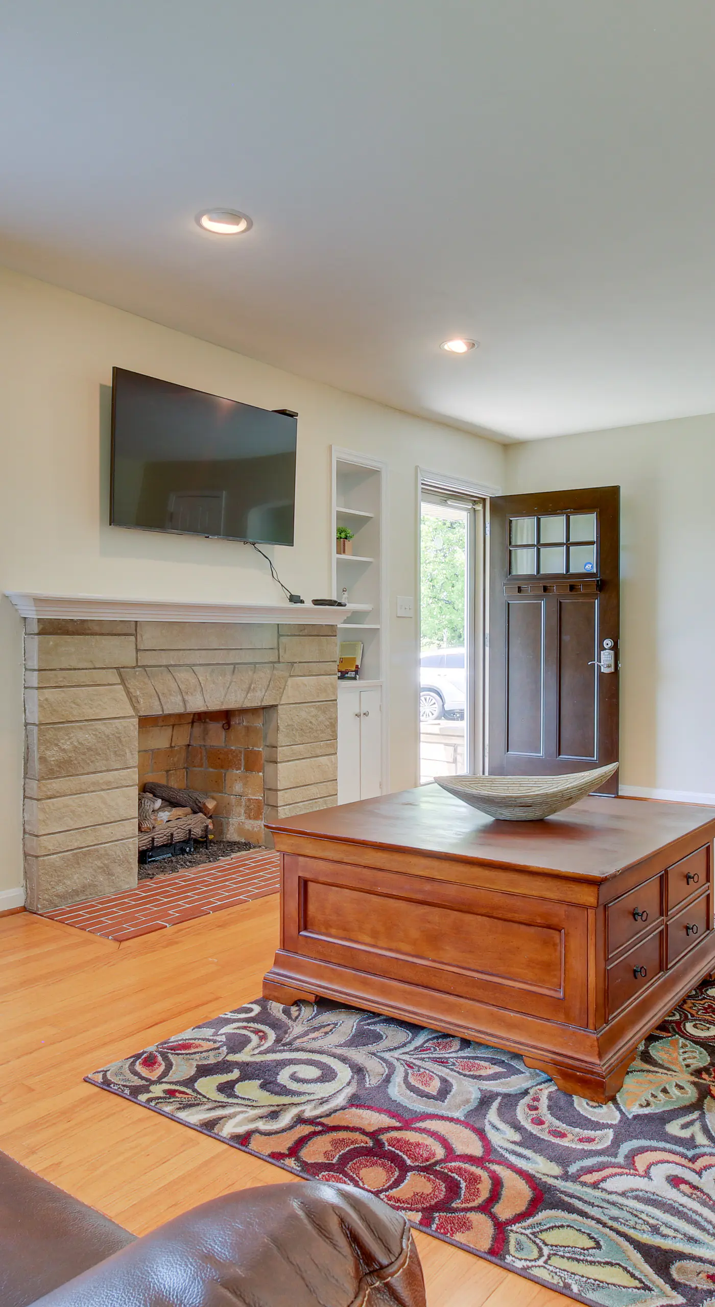Home w/ Hot Tub + Deck ~ 3 Mi to Ark Encounter!