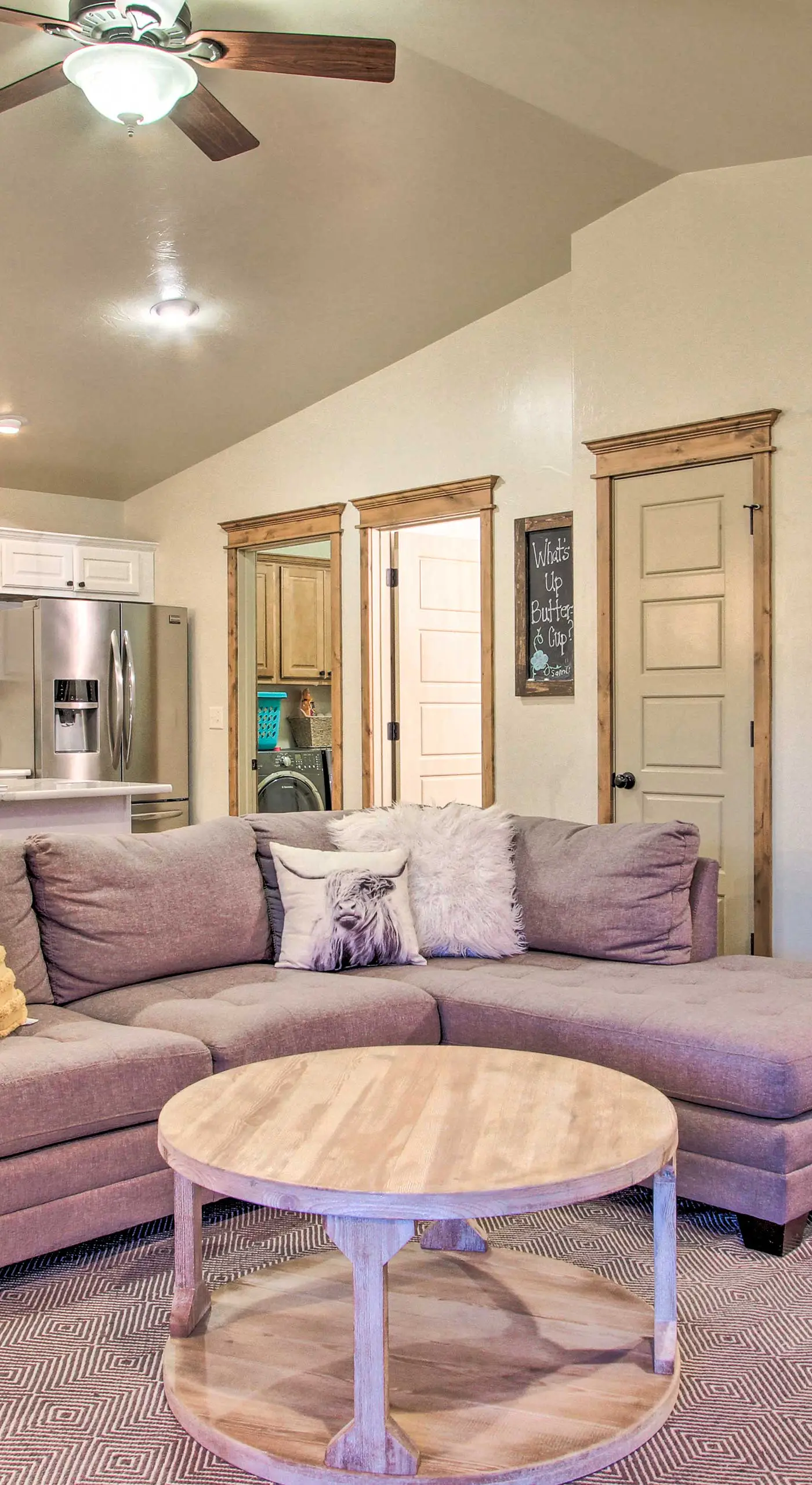 Townhome w/ Private Hot Tub, 8 Mi to Downtown