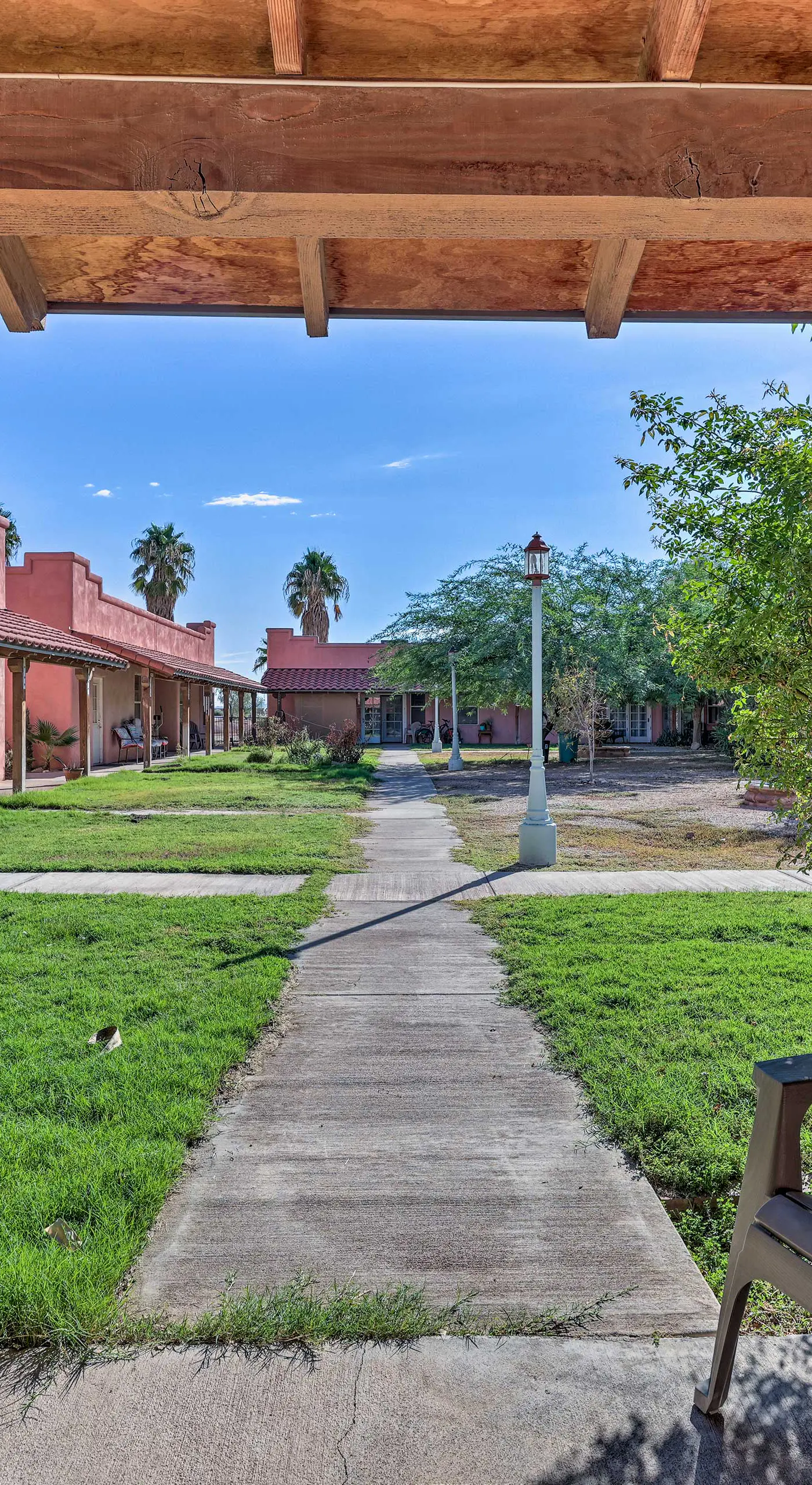 Cozy & Relaxing Eloy Apartment w/ Pool Access