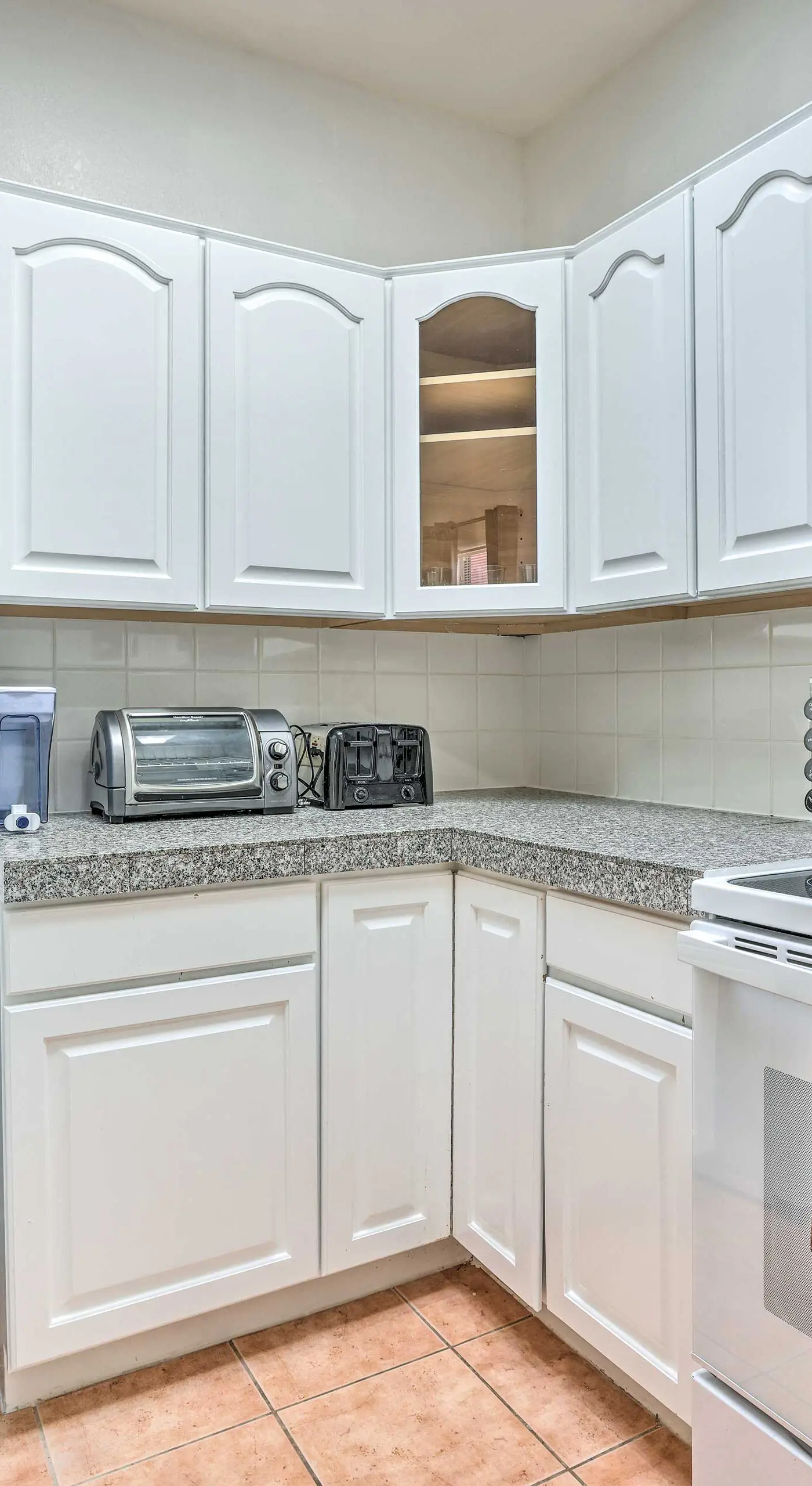 Cozy & Relaxing Eloy Apartment w/ Pool Access