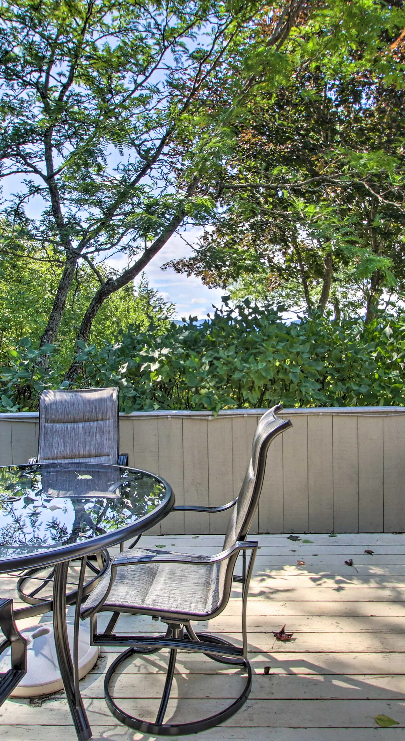 House w/ Balcony ~ 5 Mi to Cranmore Resort!