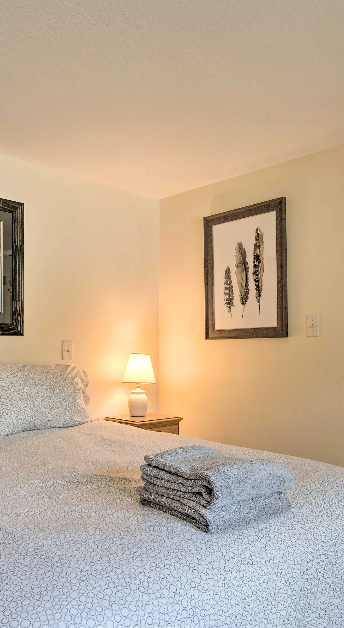 House w/ Balcony ~ 5 Mi to Cranmore Resort!