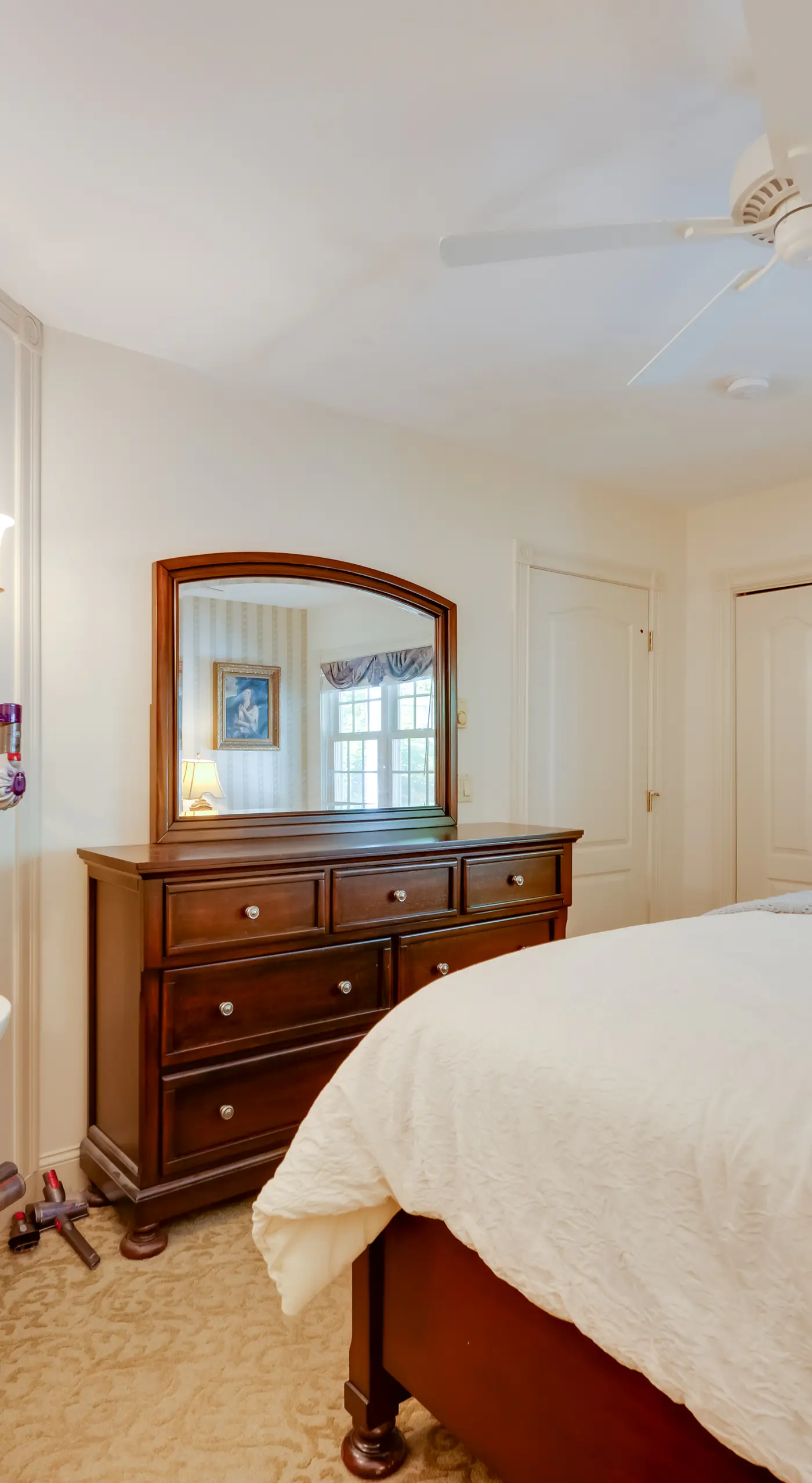 Mountain Views: Beautiful Nestlenook Farm Home!