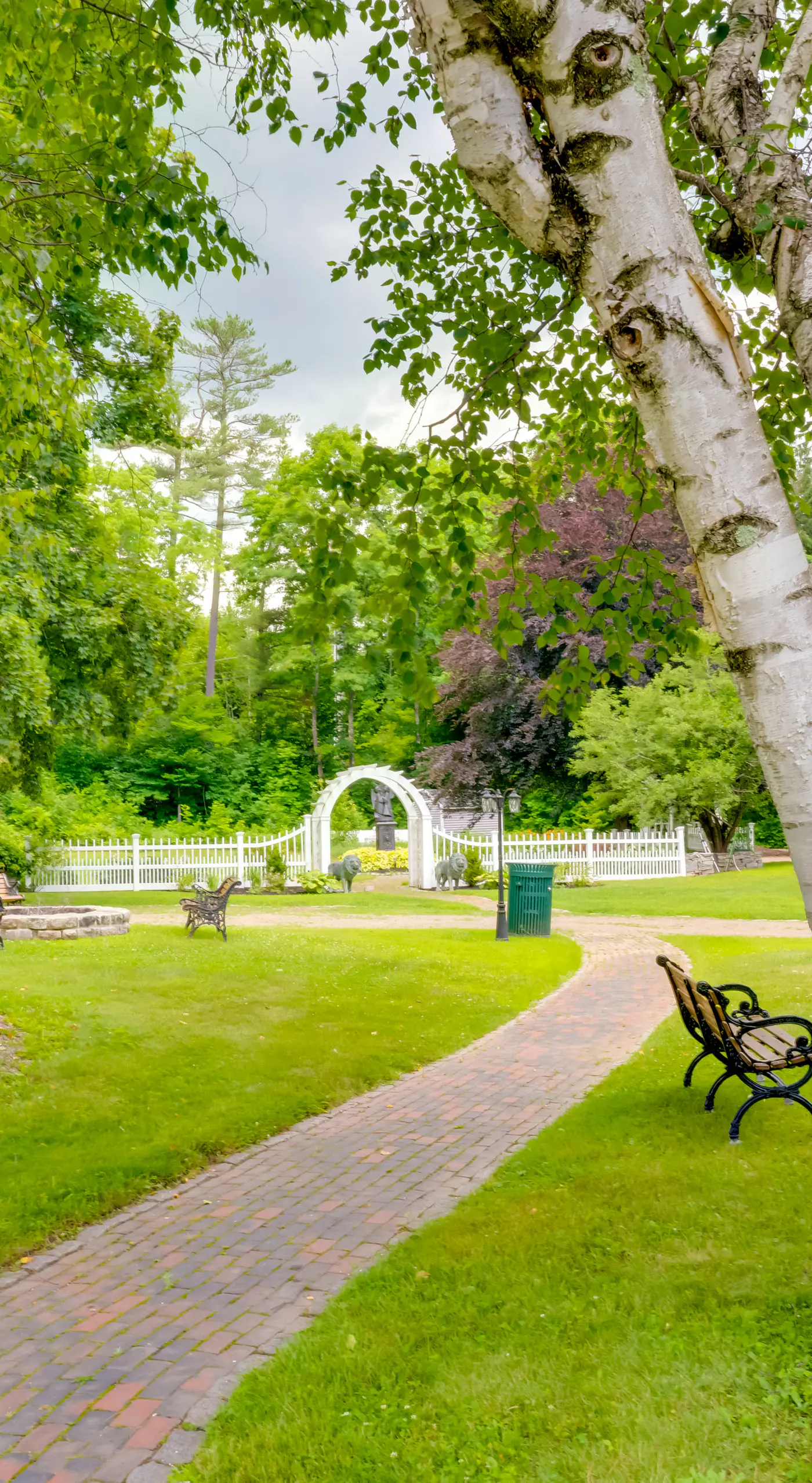 Mountain Views: Beautiful Nestlenook Farm Home!