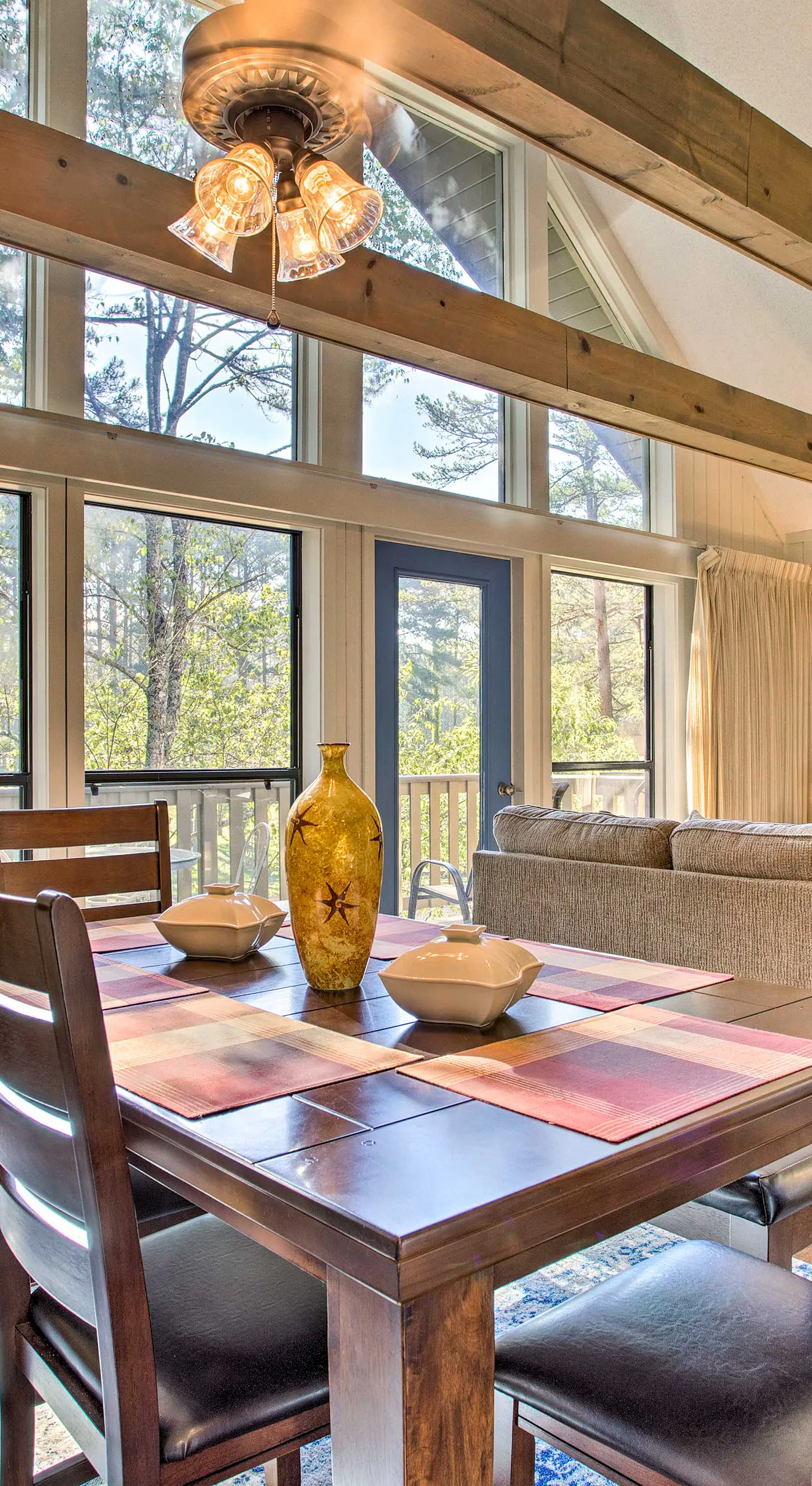 Keowee Keys Home w/ Mountains View & Lake Access!