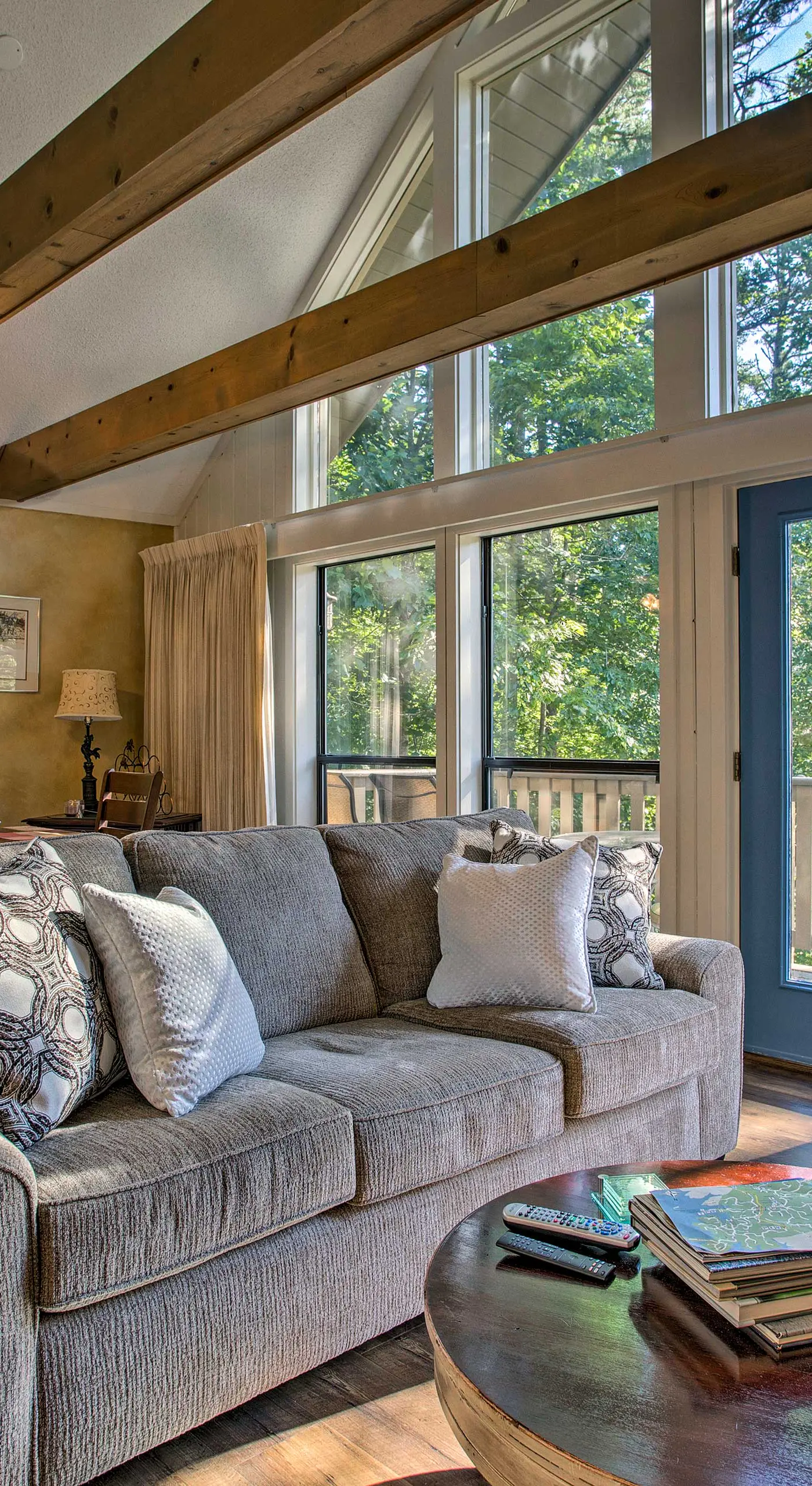 Keowee Keys Home w/ Mountains View & Lake Access!