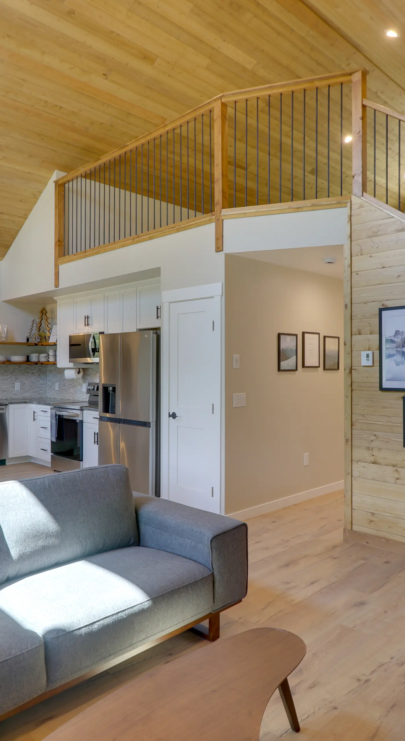 Lakeside Cabin Retreat w/ Private Hot Tub!