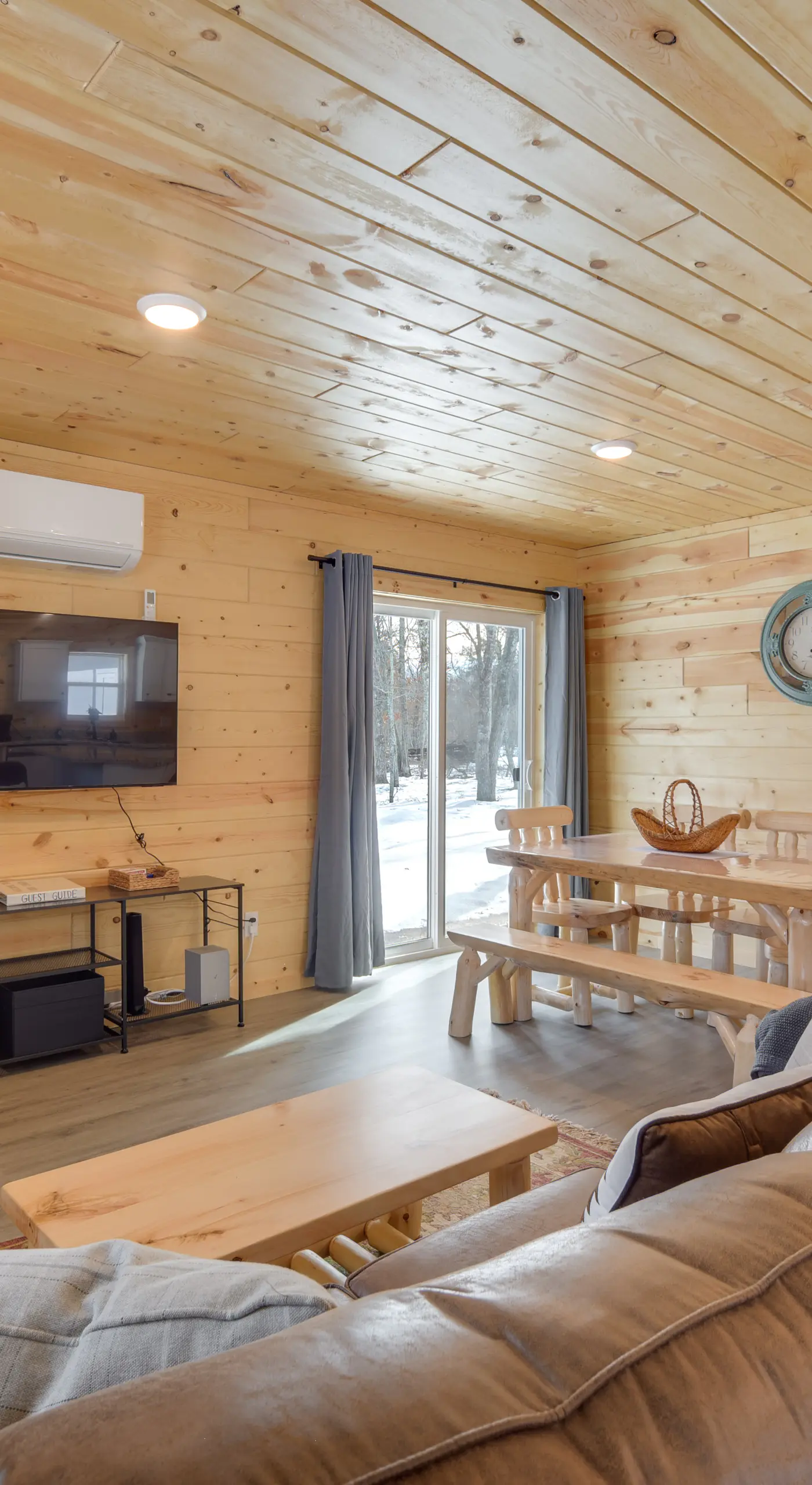 Fish, Swim, Play: 'Voyager’s' Family Cabin w/ Yard