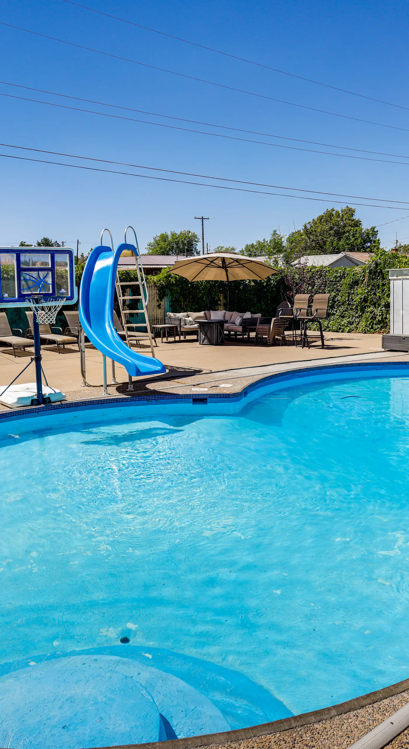 Pool & Hot Tub Access: Luxury Roy Oasis!
