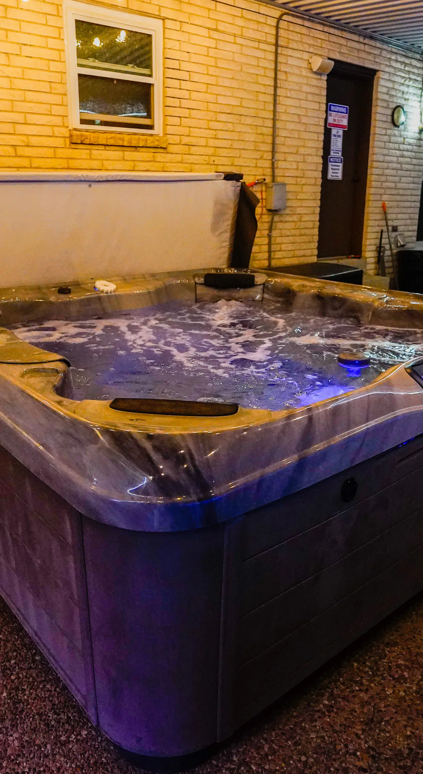 Pool & Hot Tub Access: Luxury Roy Oasis!