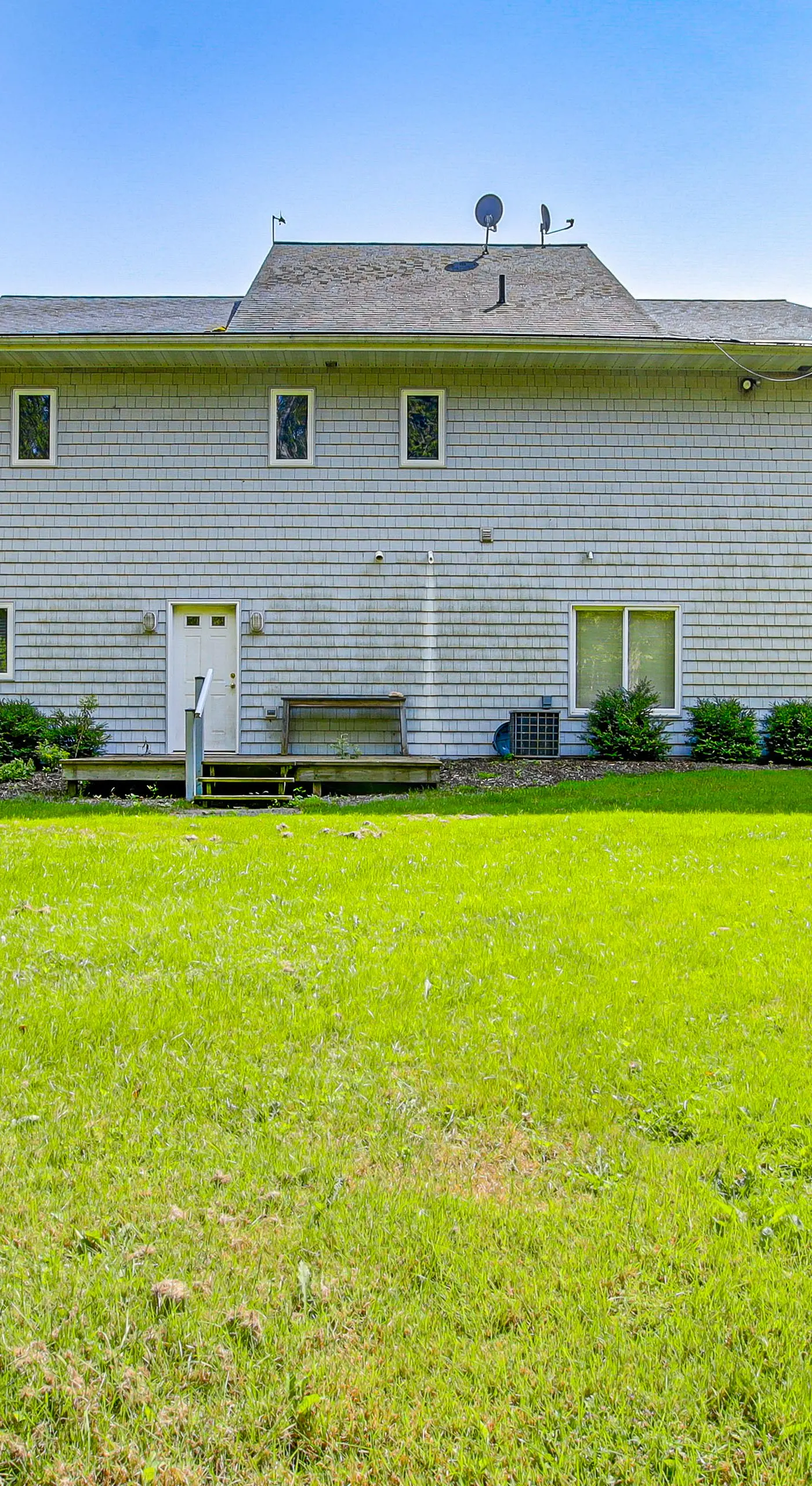 Beach Access on Lake Michigan: Sturgeon Bay Home