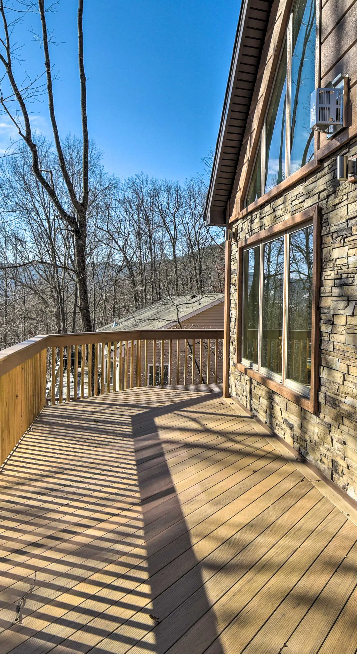 Cabin w/ Mtn View, 4 Mi to Massanutten Resort