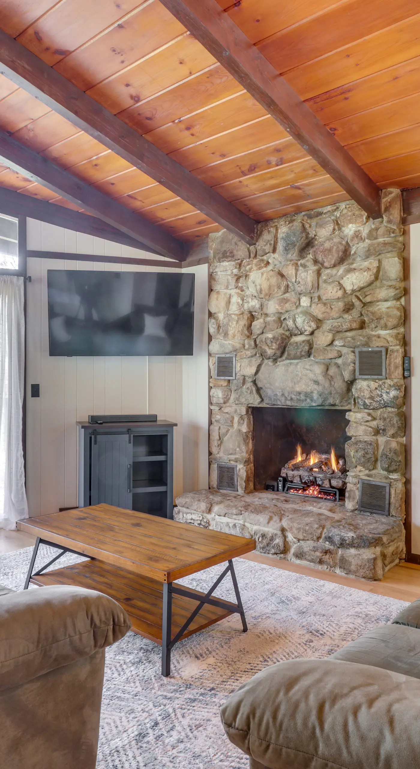McGaheysville Vacation Rental: Yard & Fire Pit!